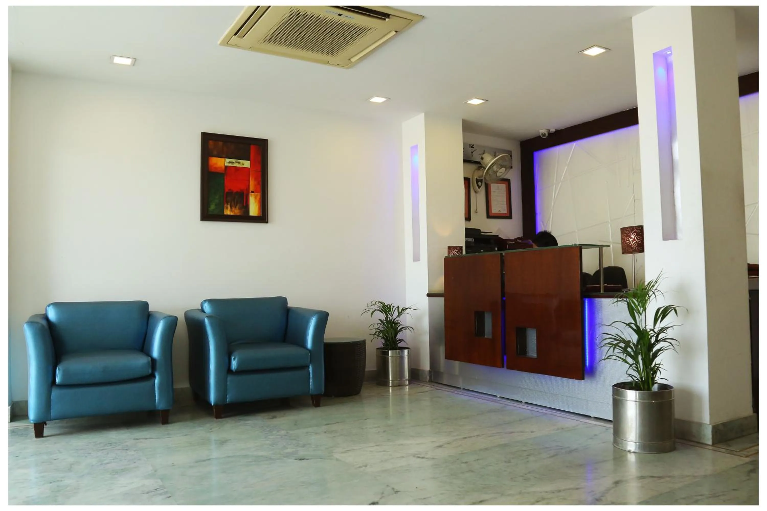 Lobby or reception in Hotel The R Blues - Near IGI Airport New Delhi