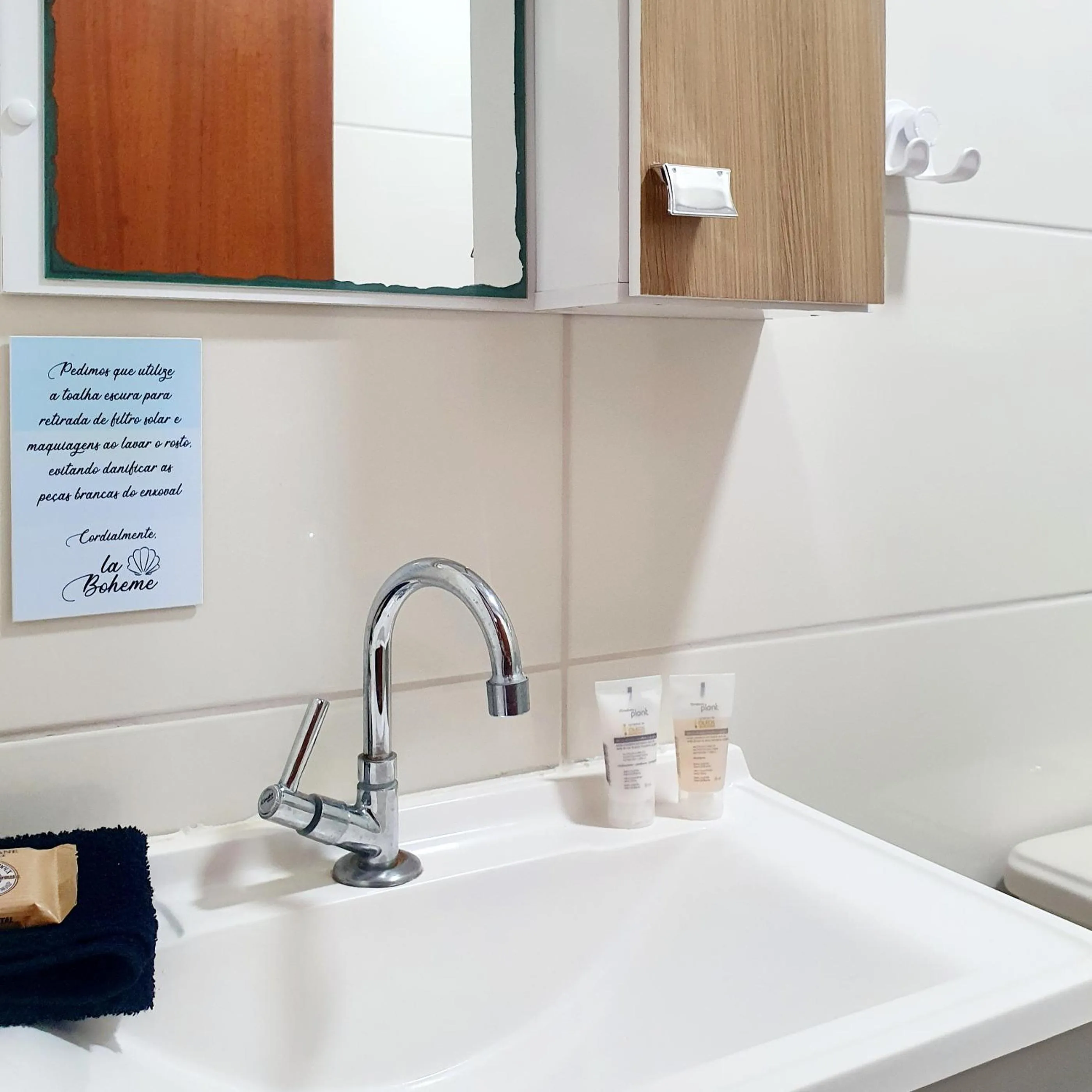 Bathroom in Pousada la Boheme Guarda do Embaú - SC