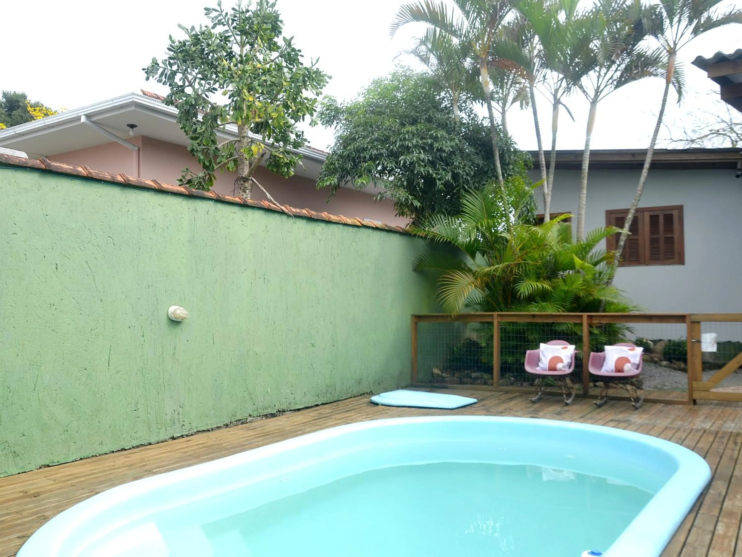 Swimming pool in Pousada la Boheme Guarda do Embaú - SC