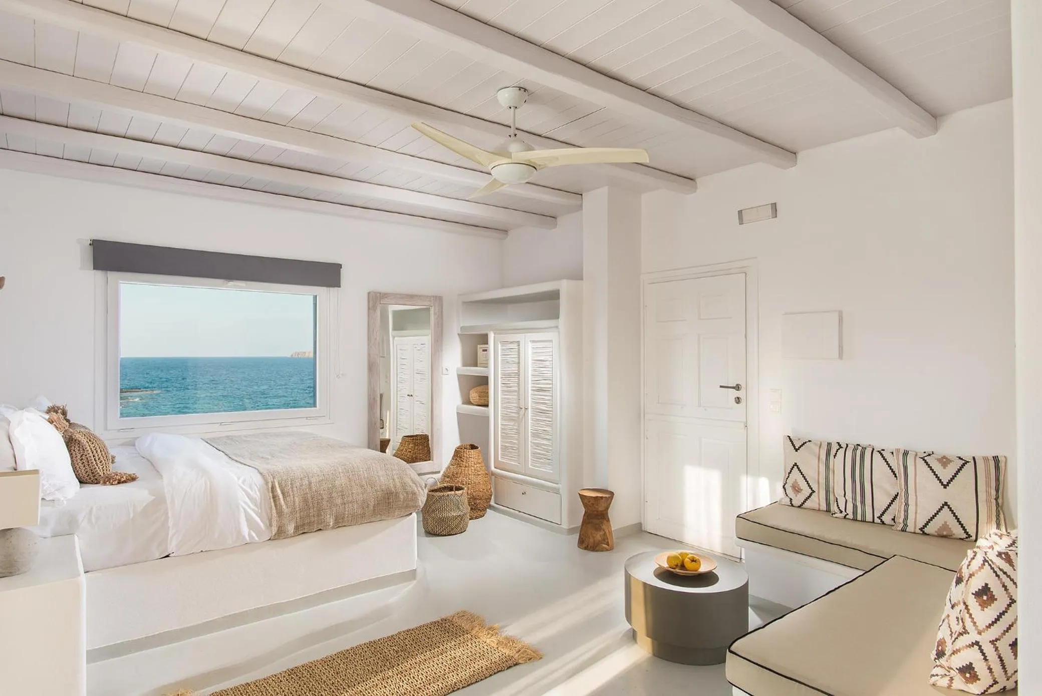 Perla Suites - Delmar Collection