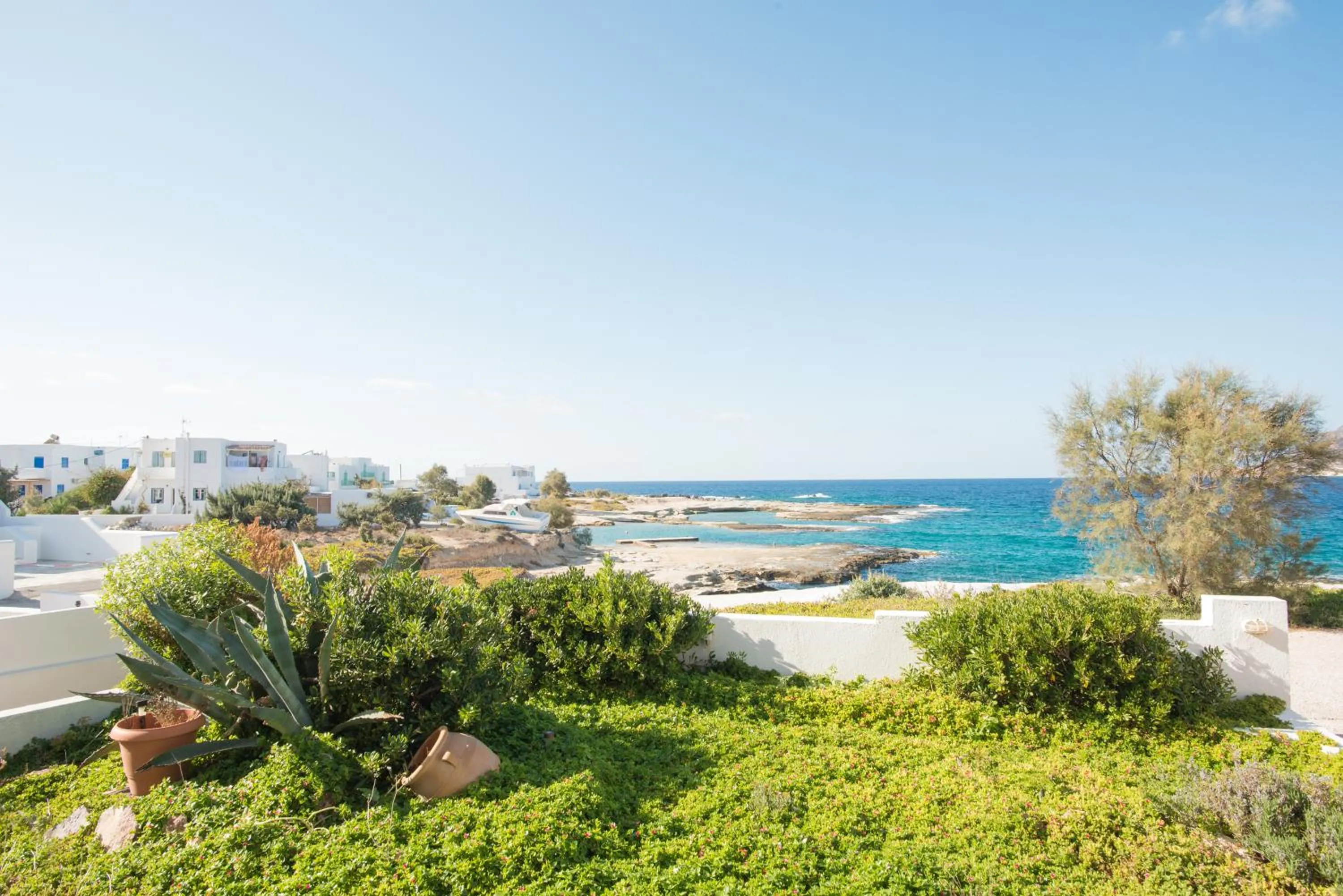 Property building in Perla Suites - Delmar Collection