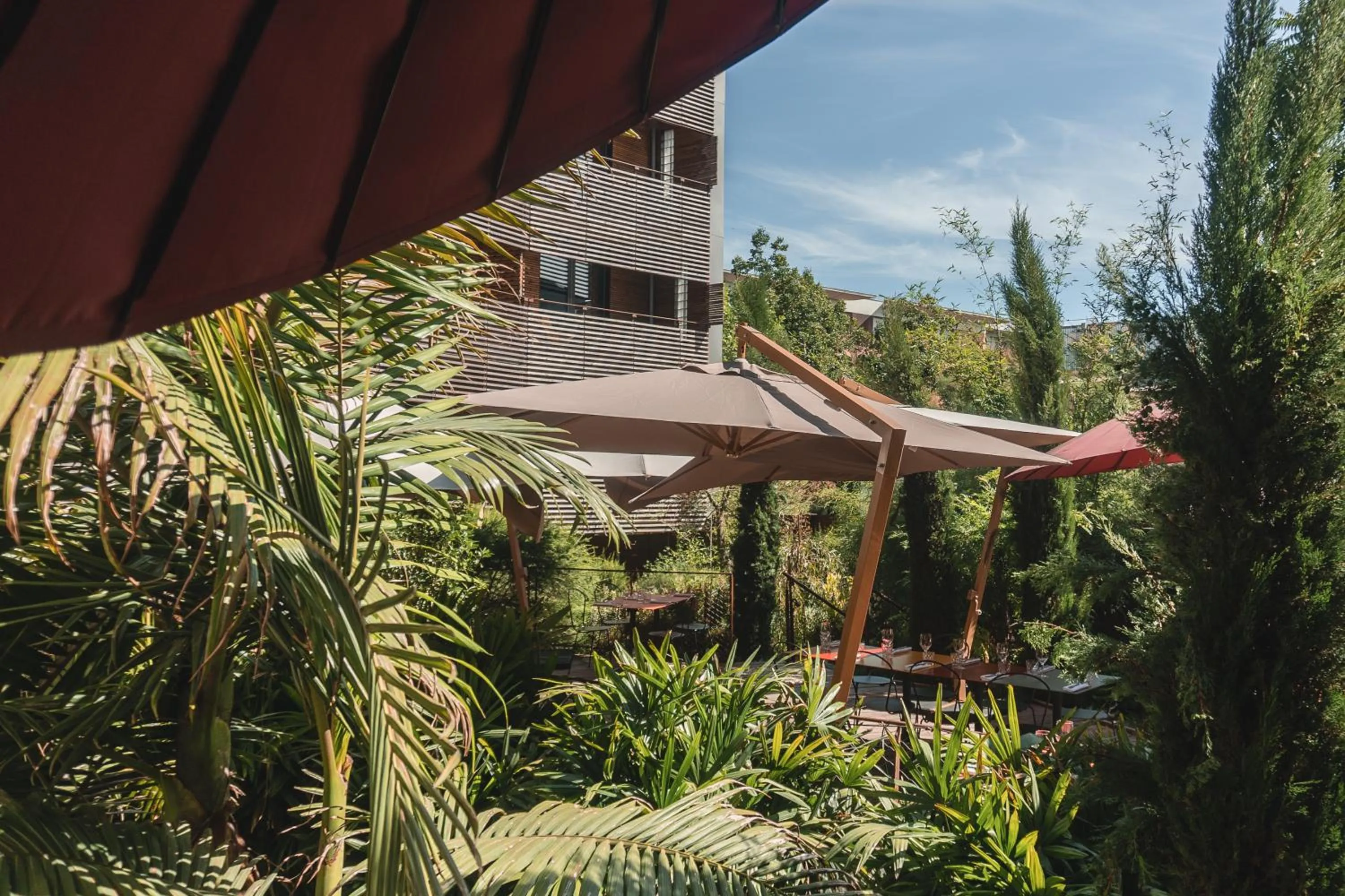 Patio in Hotel La Zoologie & Spa Bordeaux