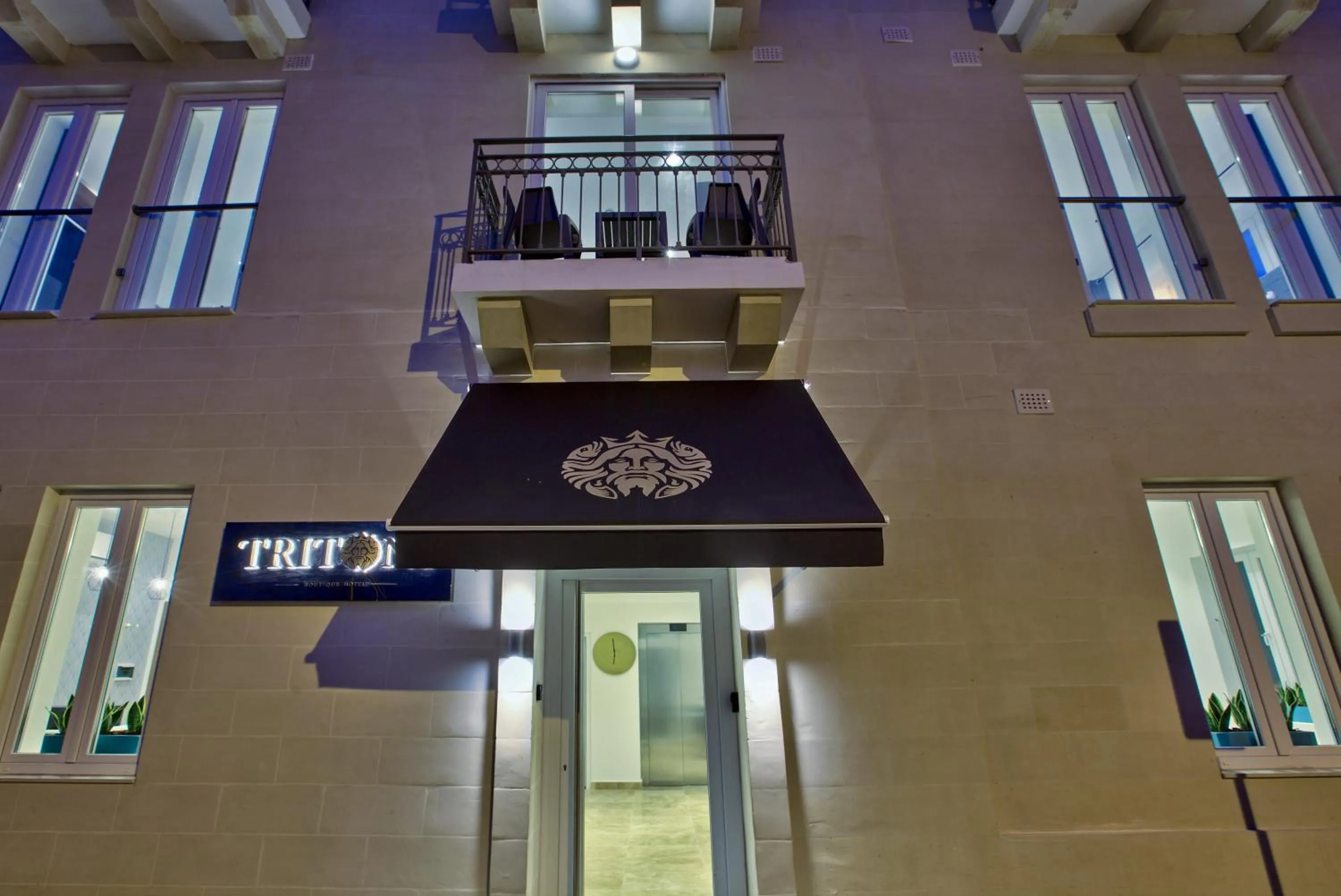 Facade/entrance in Tritoni Valletta Boutique Hotel