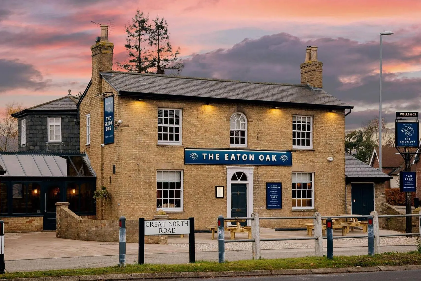 Restaurant/places to eat in The Eaton Oak