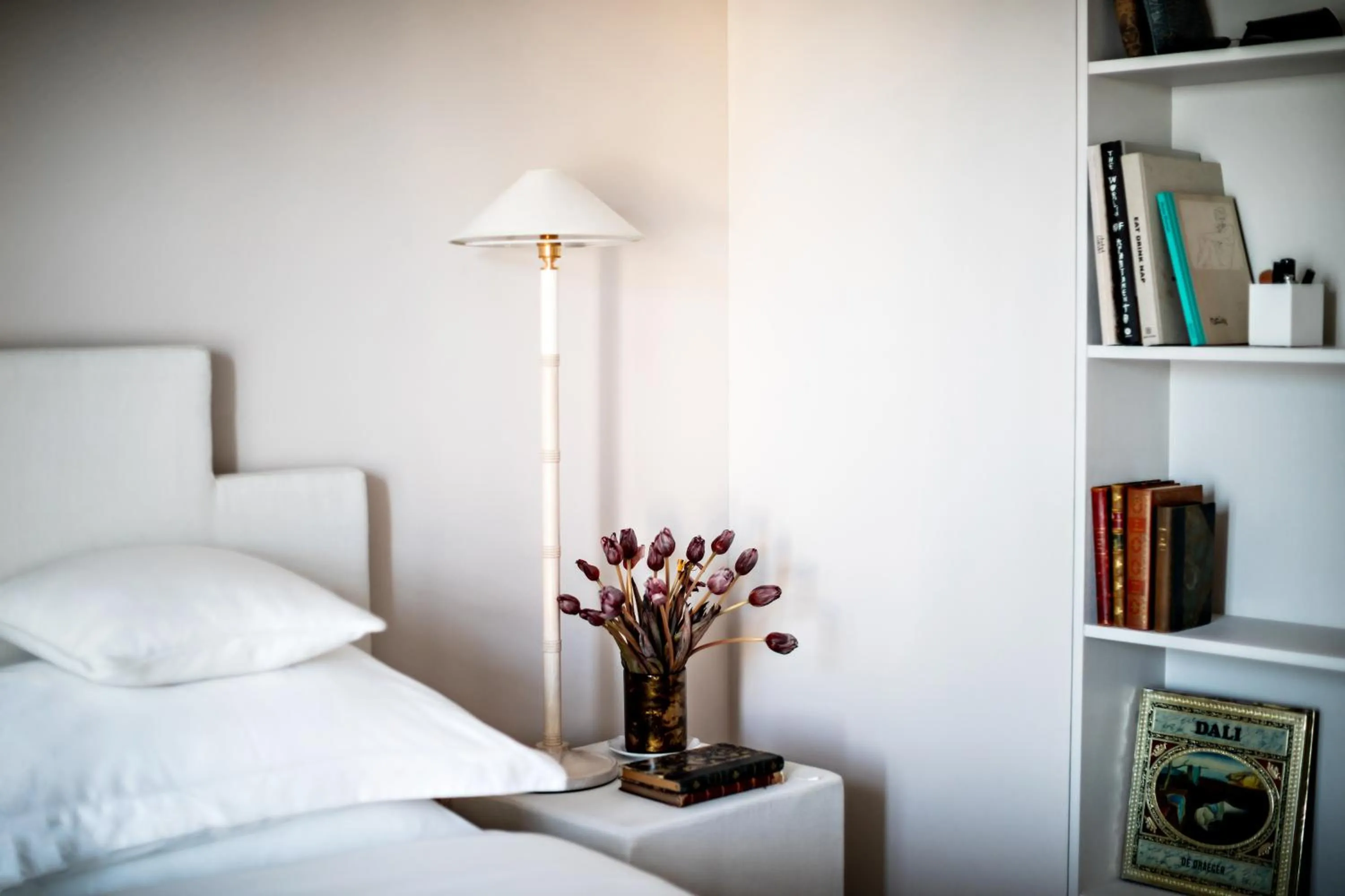 Bedroom, Bed in Monsieur George Hotel & Spa - Champs-Elysées