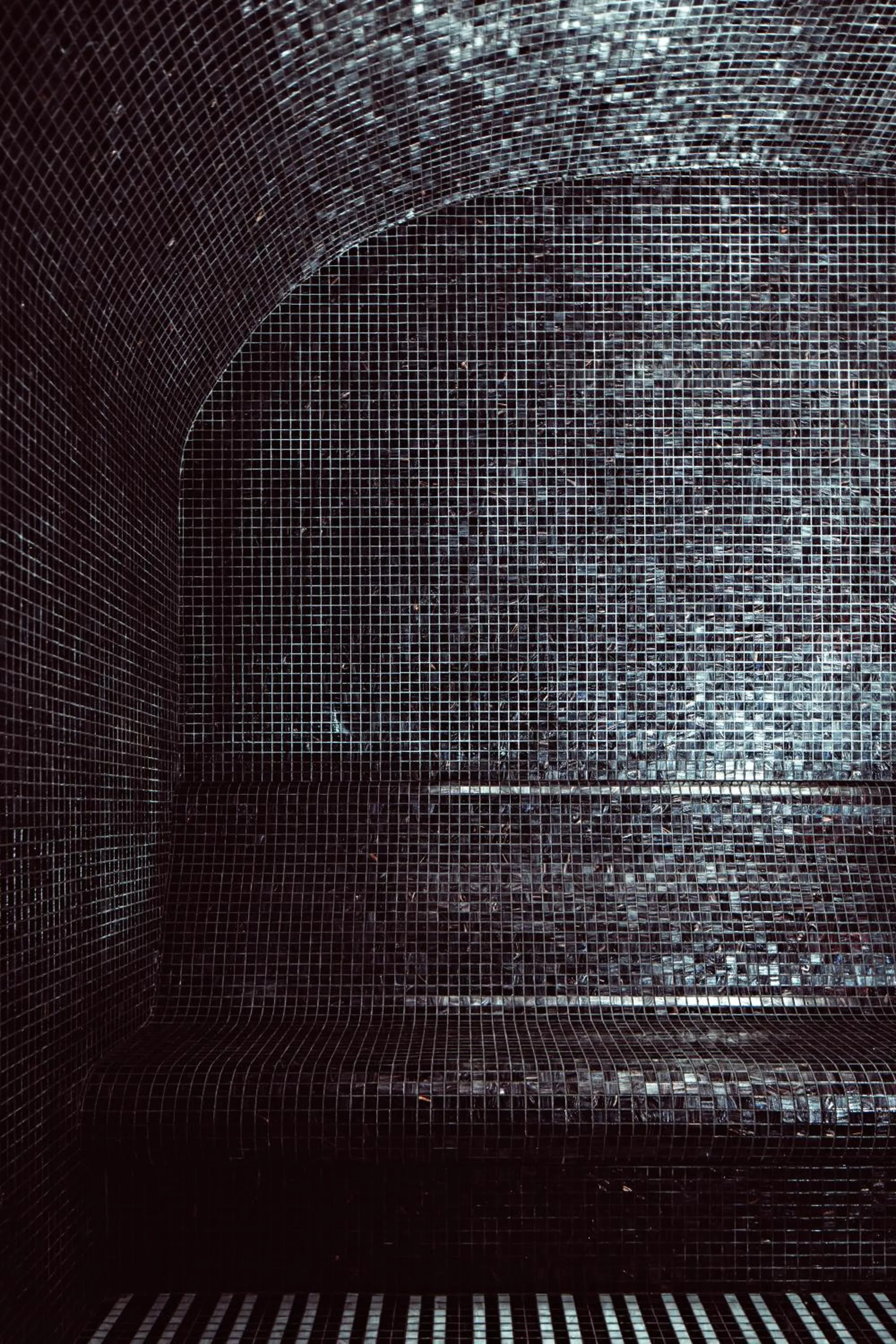 Steam room in Monsieur George Hotel & Spa - Champs-Elysées