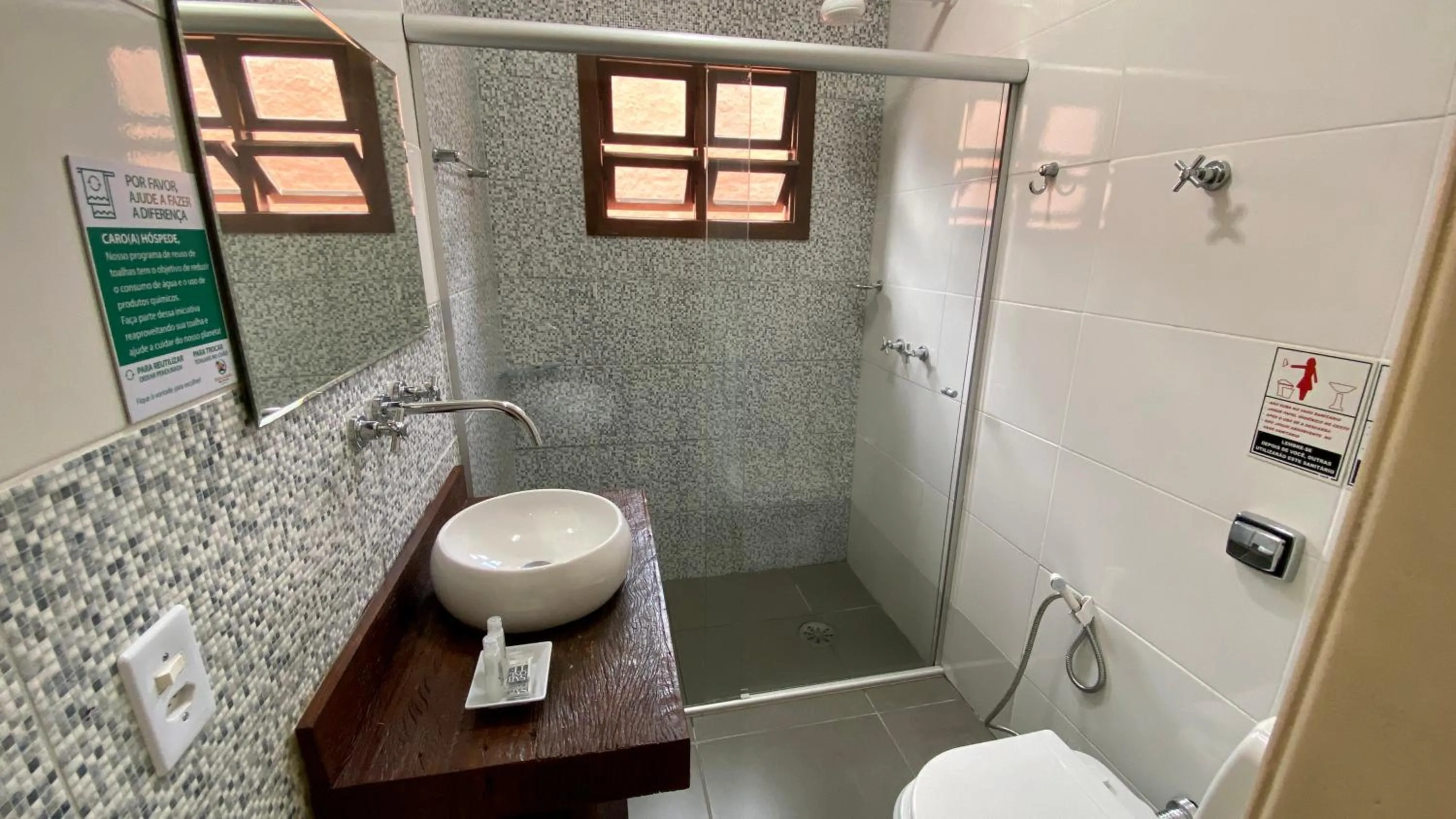 Bathroom in Suíte Lázaro