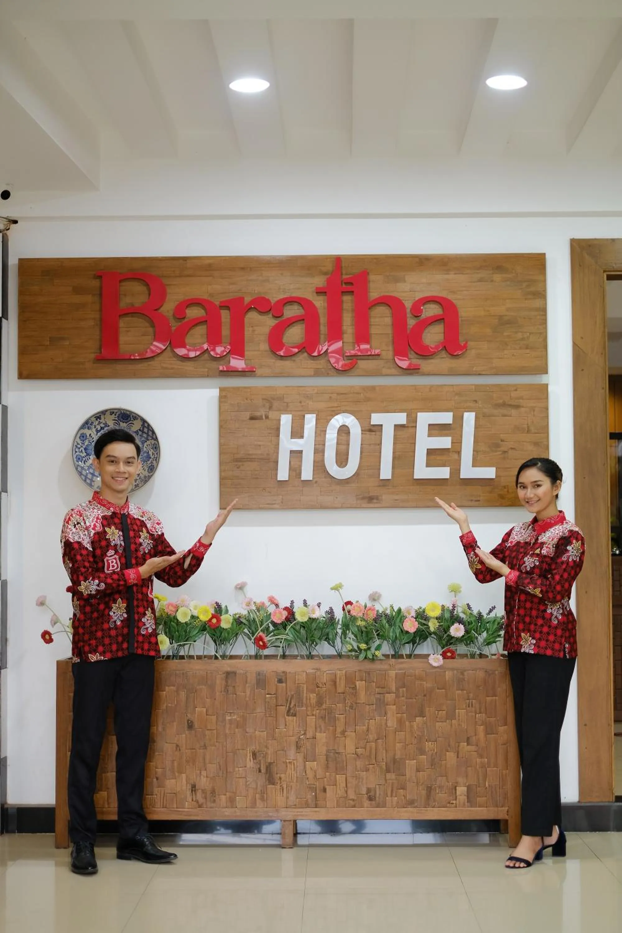 Staff in Baratha Hotel & Resto