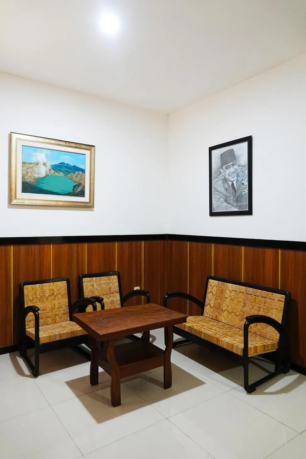 Living room in Baratha Hotel & Resto