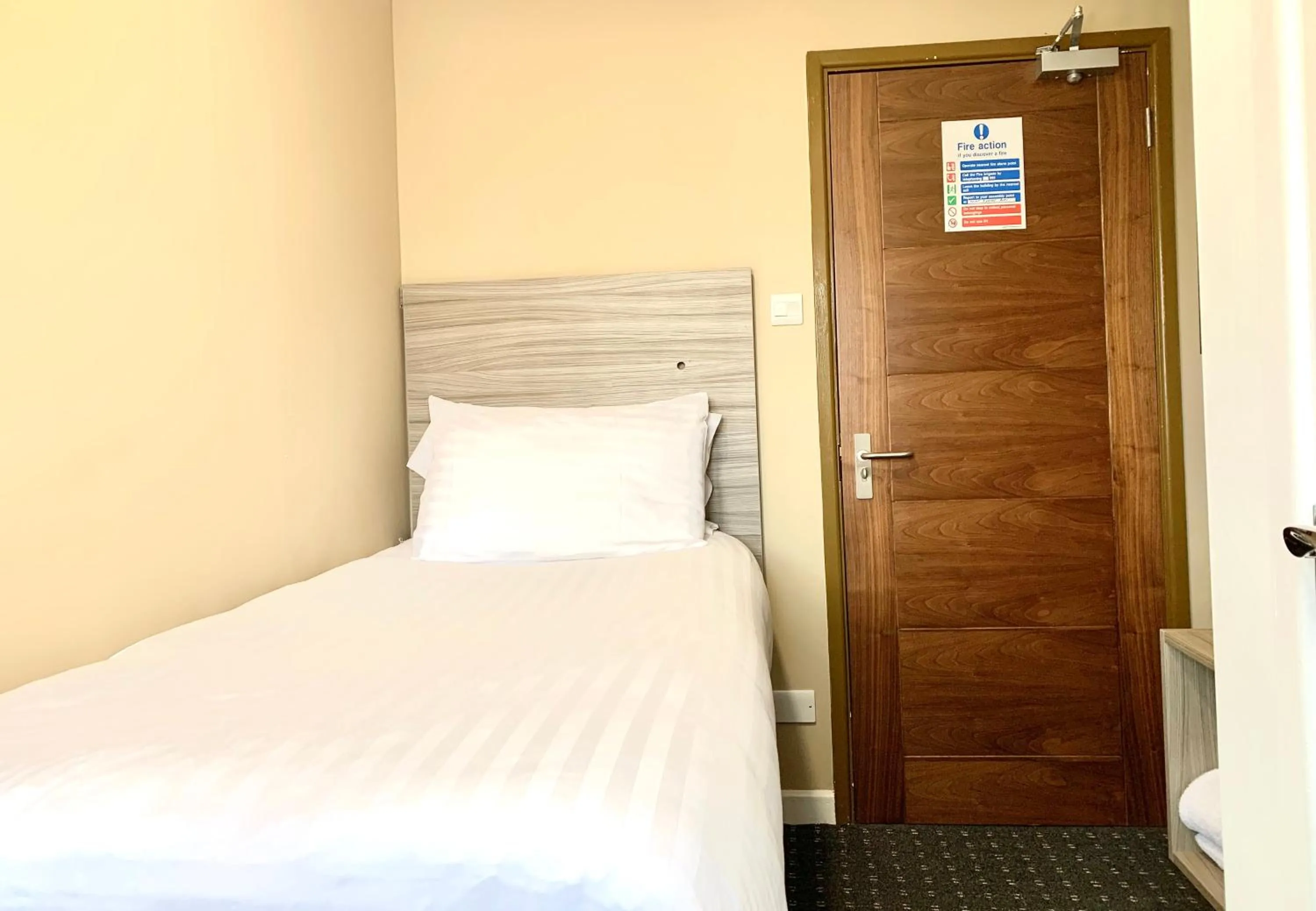 Bed in De Regency Style Hotel