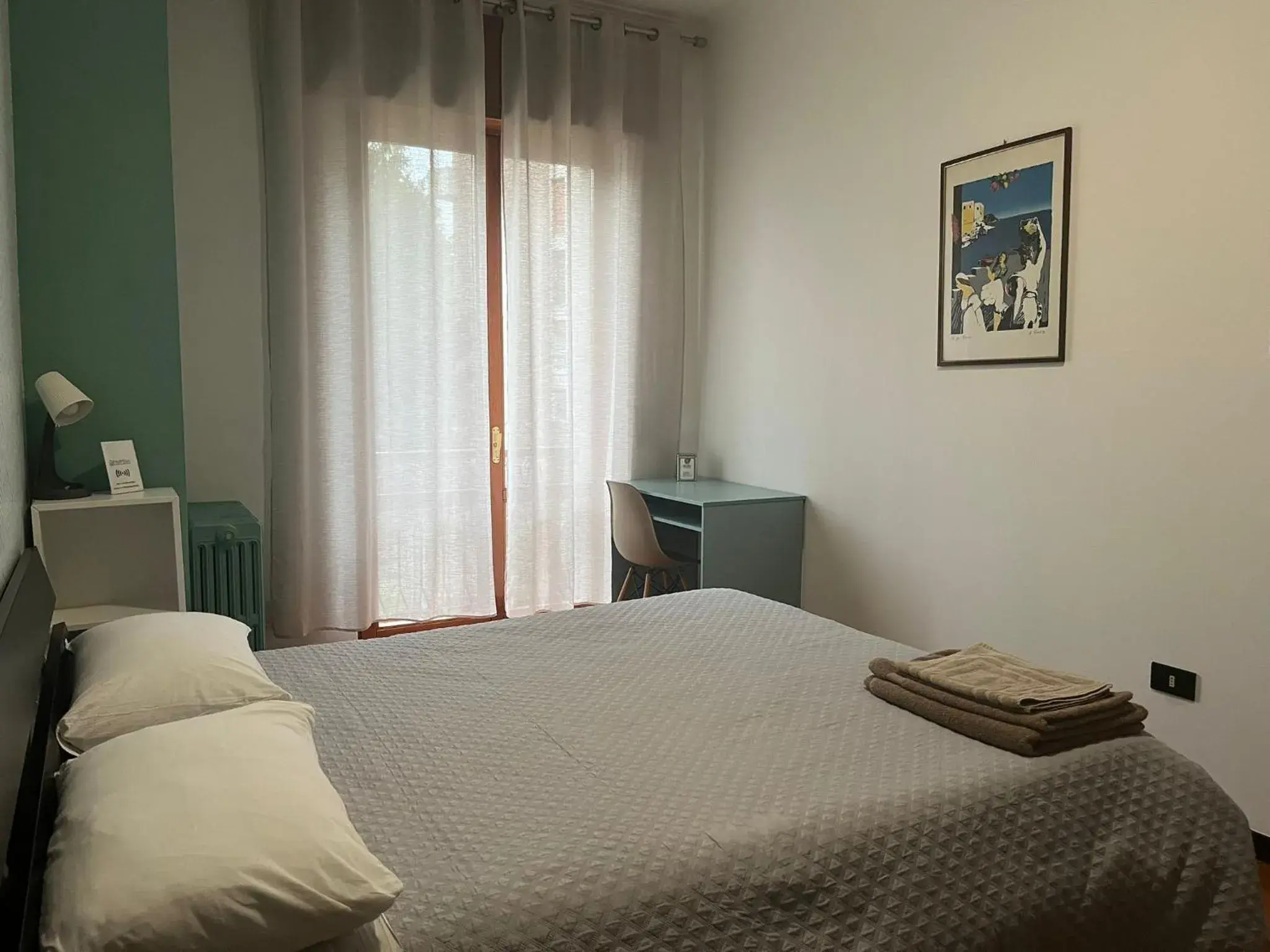 Double Room with Private External Bathroom - single occupancy in FlatMILAN Double Room with Private External Bathroom - single occupancy in FlatMILAN