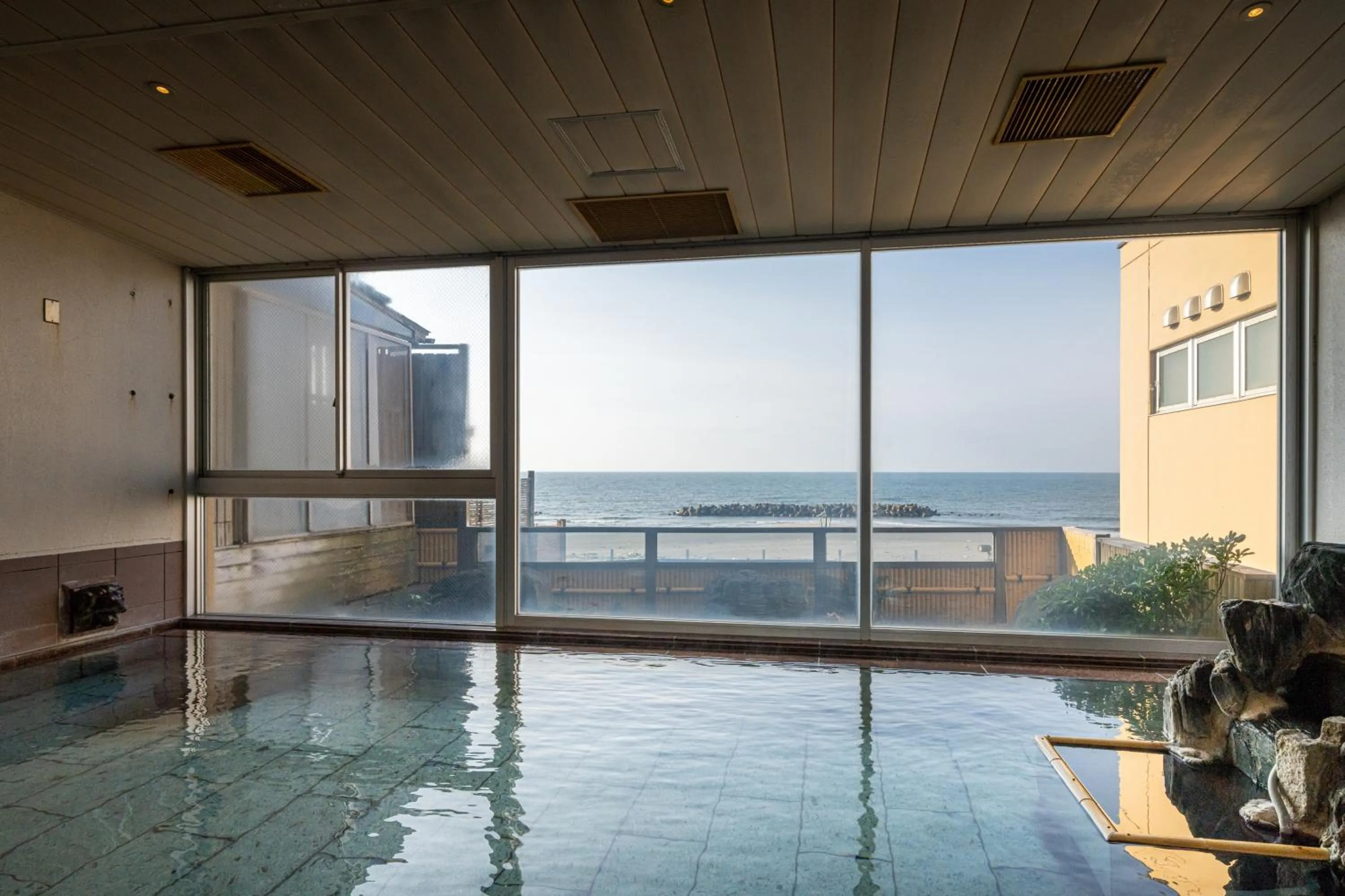 Hot Spring Bath in Ikkyu -Seaside Hotel-