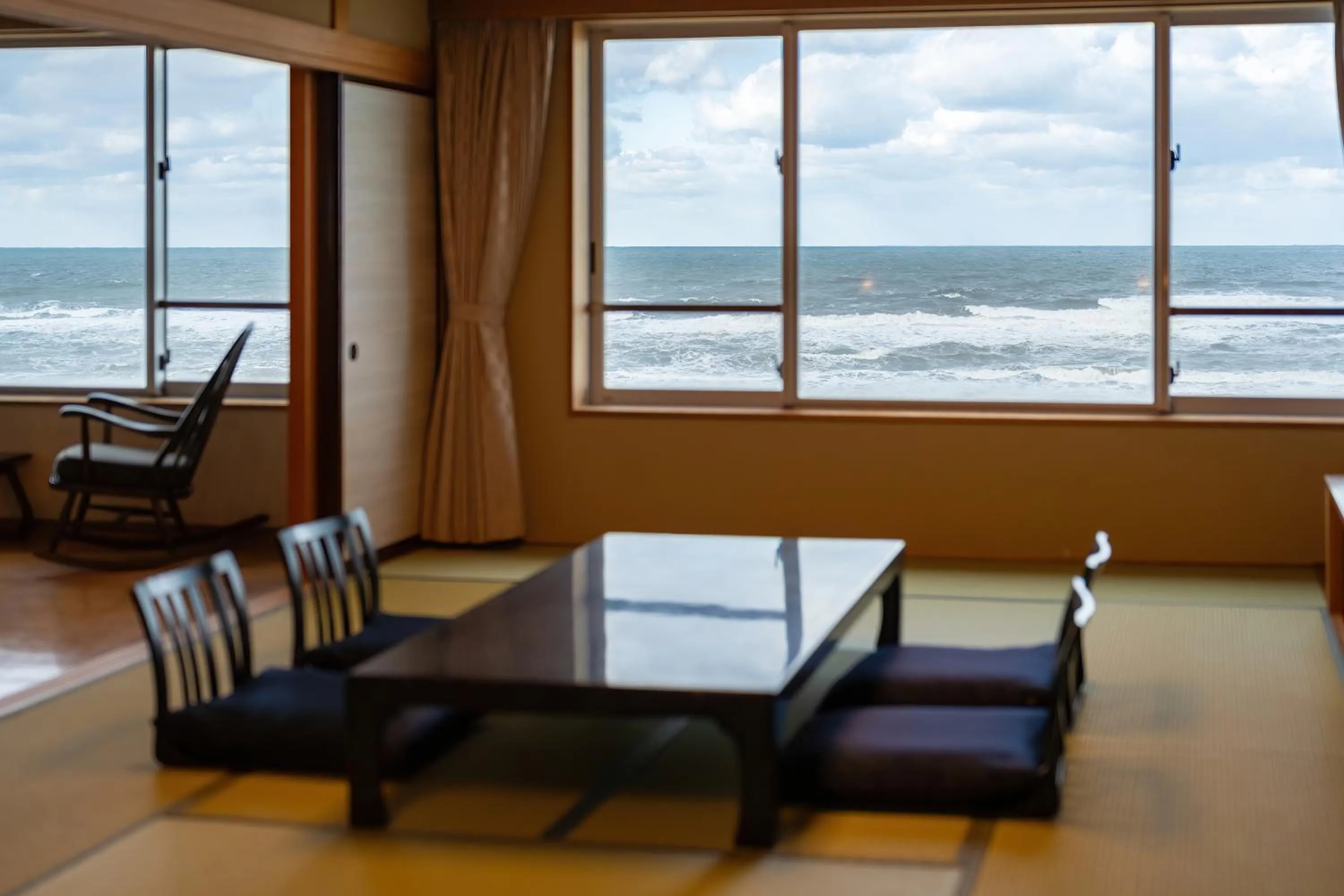 Photo of the whole room in Ikkyu -Seaside Hotel-