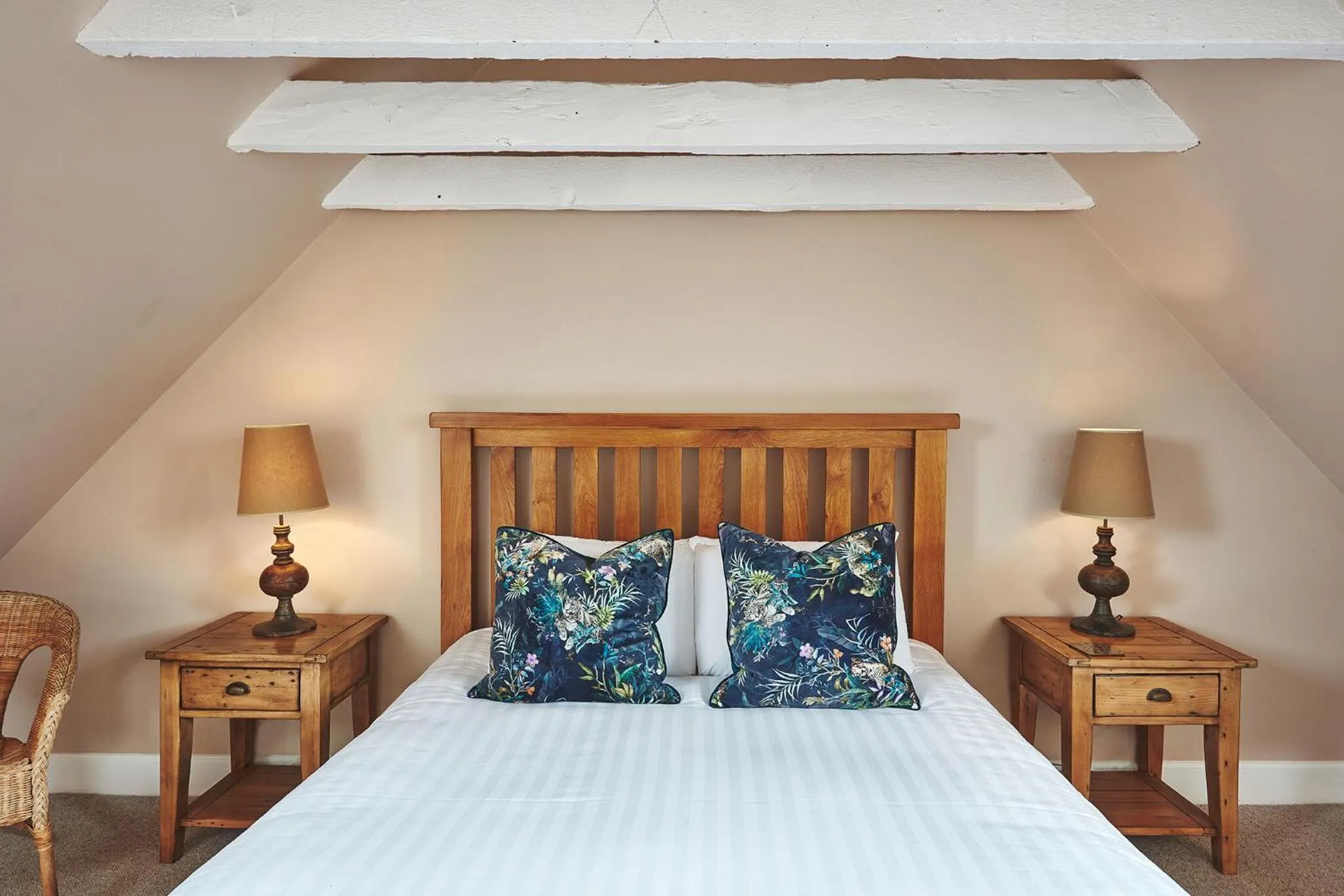 Bedroom, Bed in Brambles of Inveraray