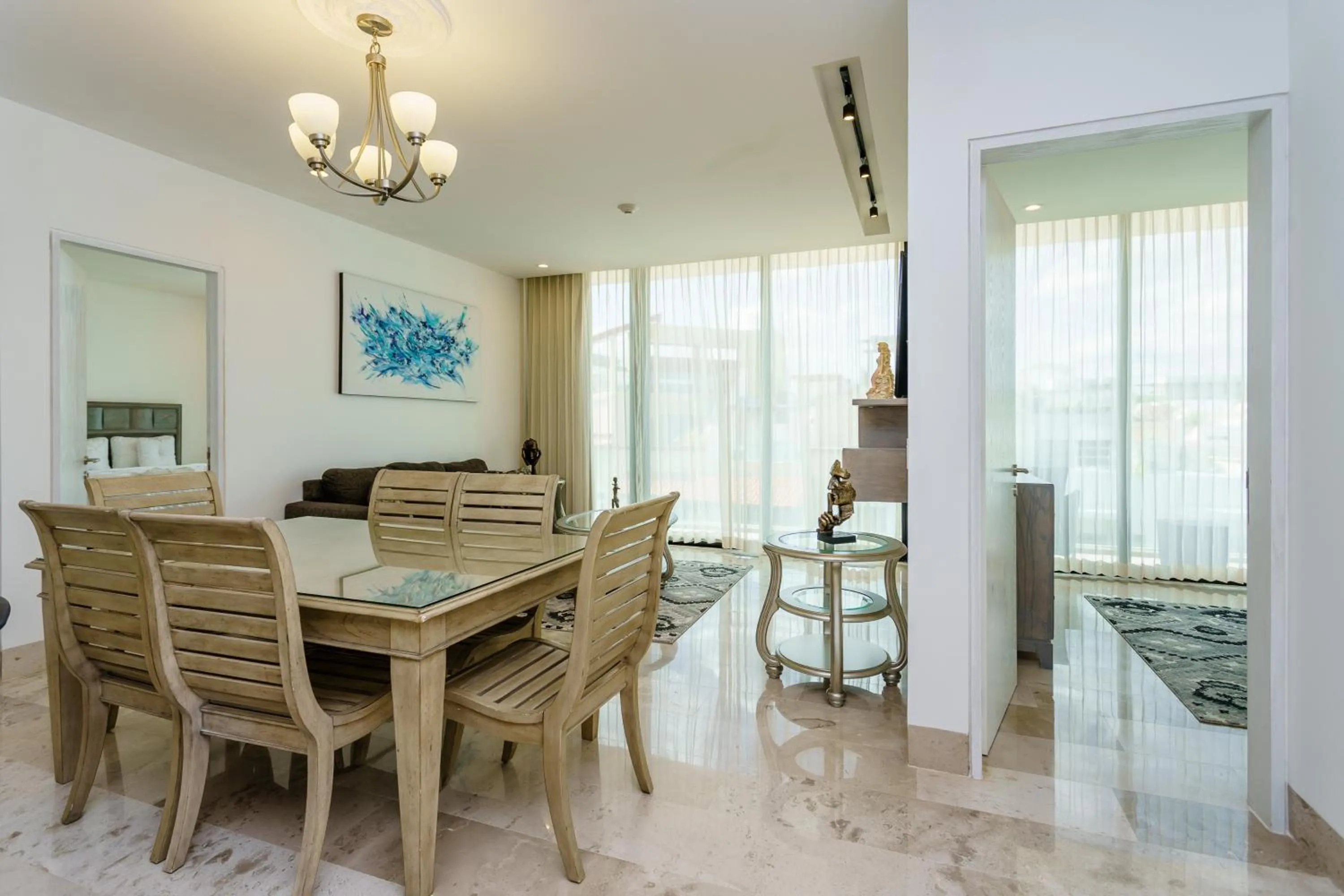 Dining area in Oceana by ABNA