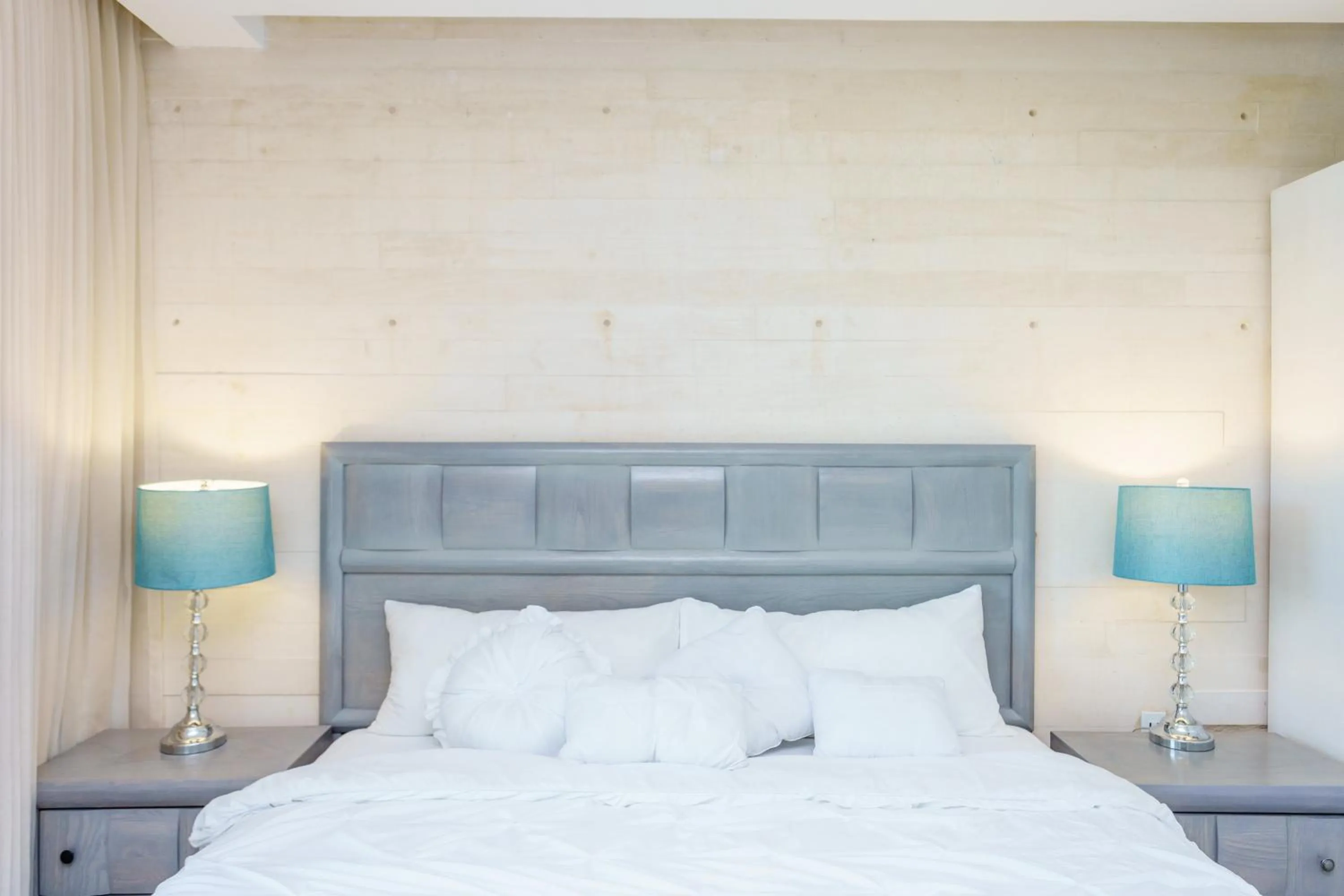 Bedroom, Bed in Oceana by ABNA