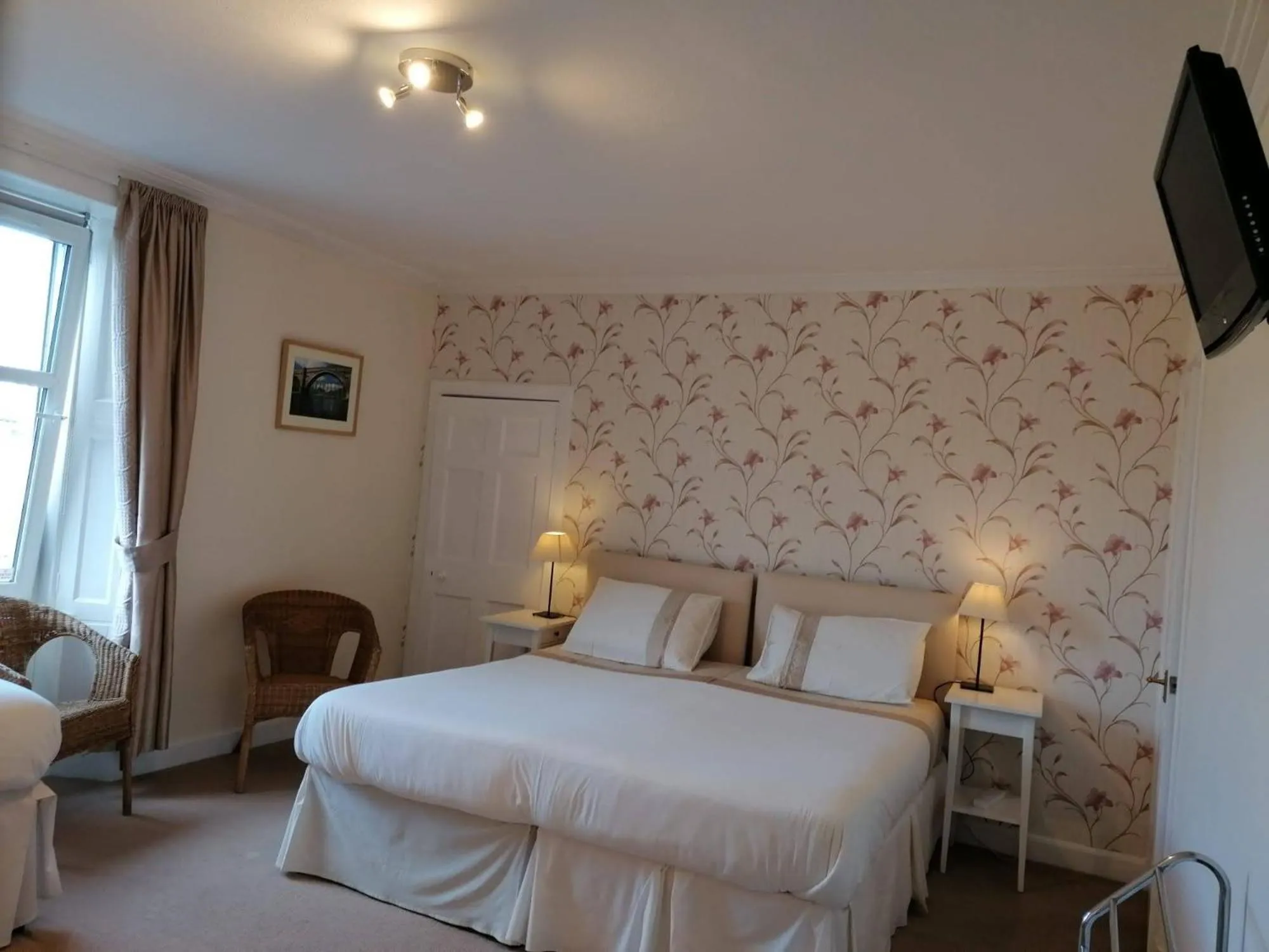 Photo of the whole room, Bed in Broomfield House Bed and Breakfast