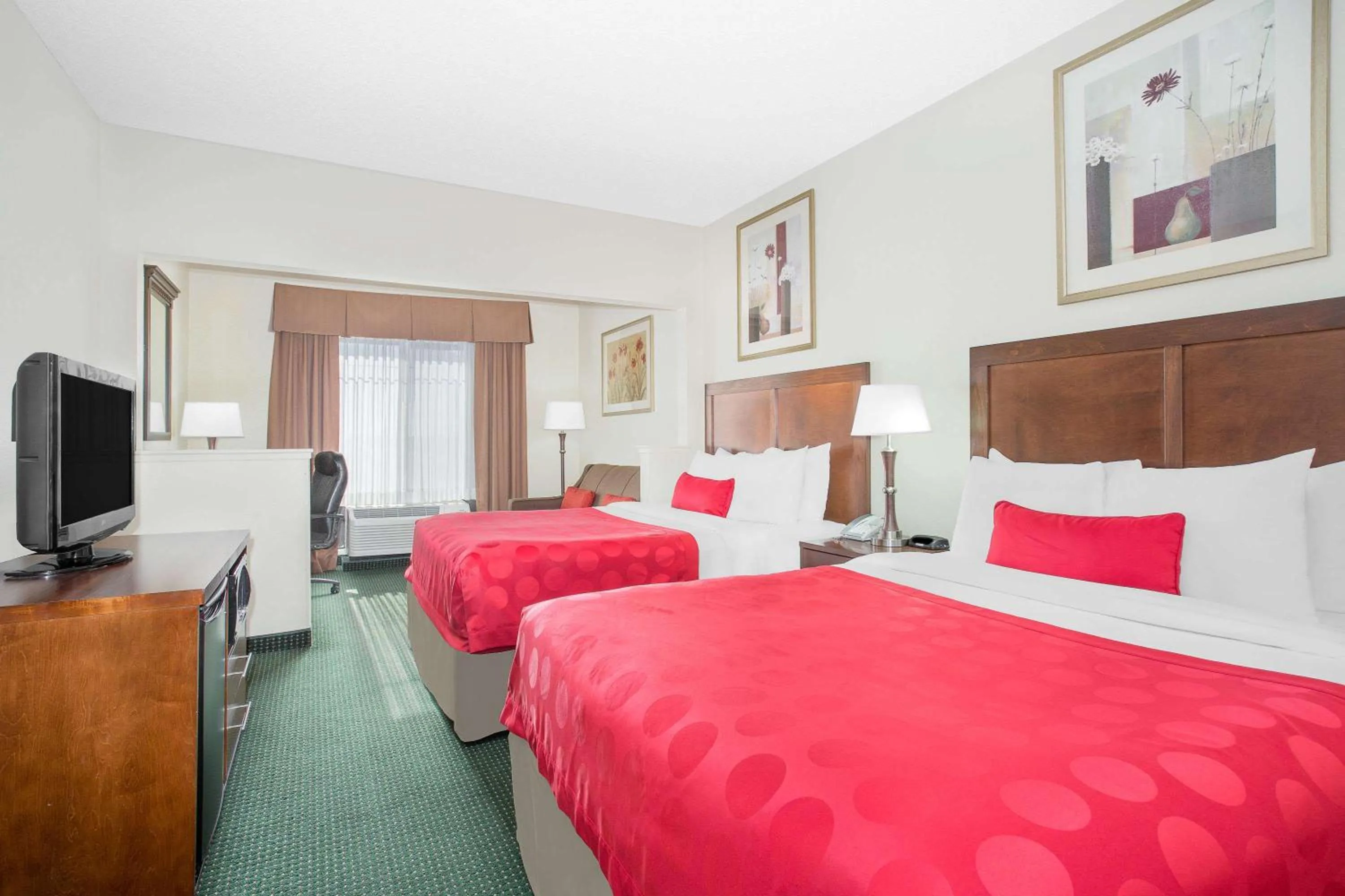 Photo of the whole room, Bed in Ramada by Wyndham Denver International Airport