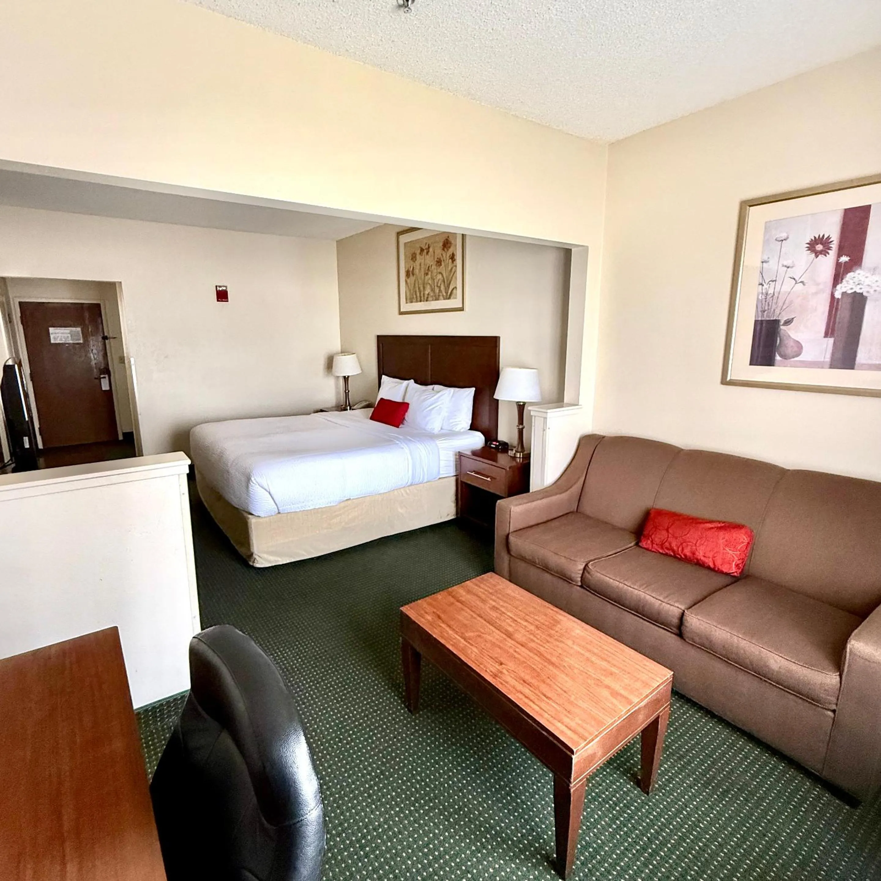 Bed in Ramada by Wyndham Denver International Airport