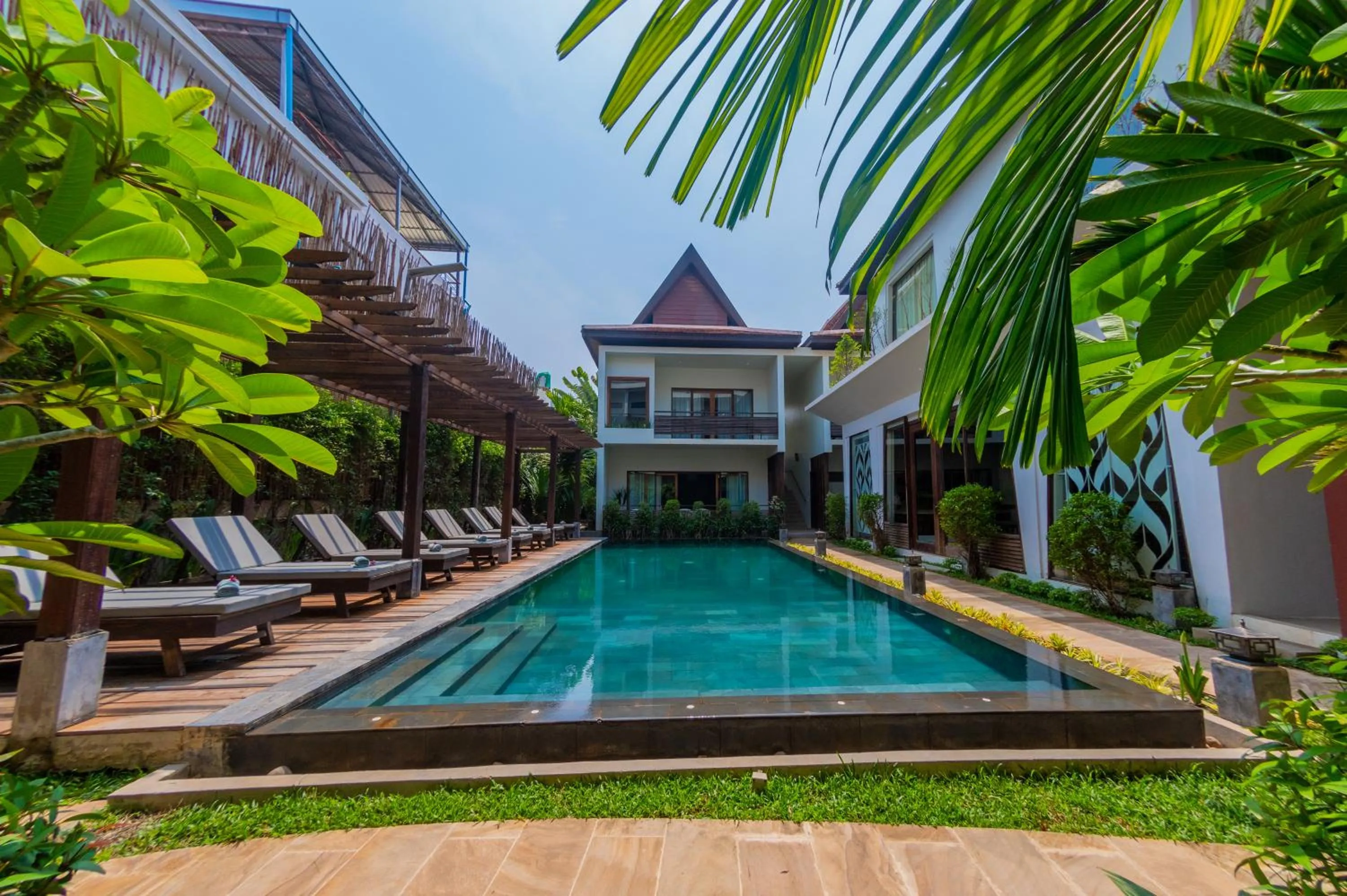 Swimming pool in Siemreap Vasinh Residence