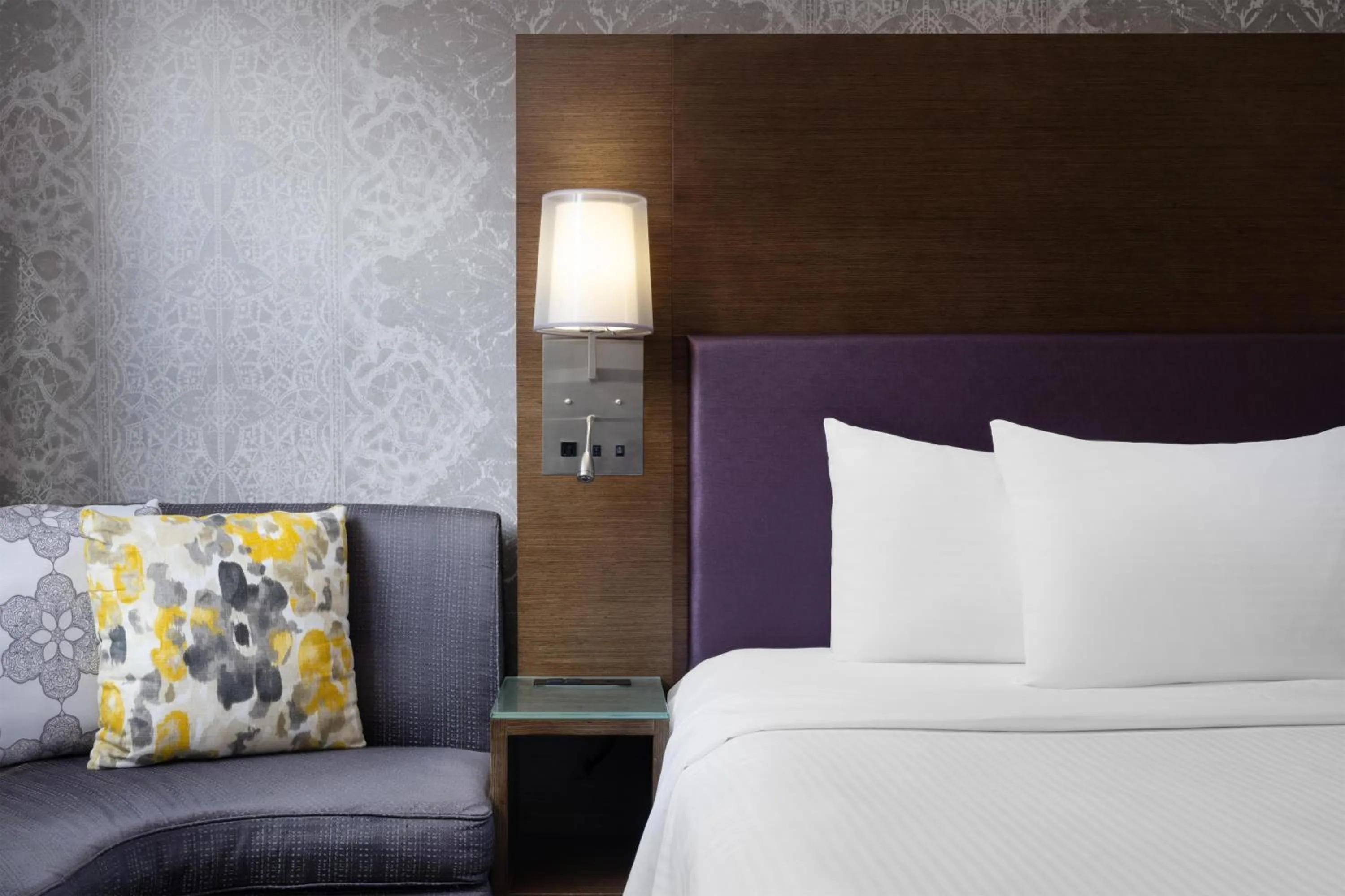 Bedroom, Bed in Cartwright Hotel Union Square - BW Premier Collection