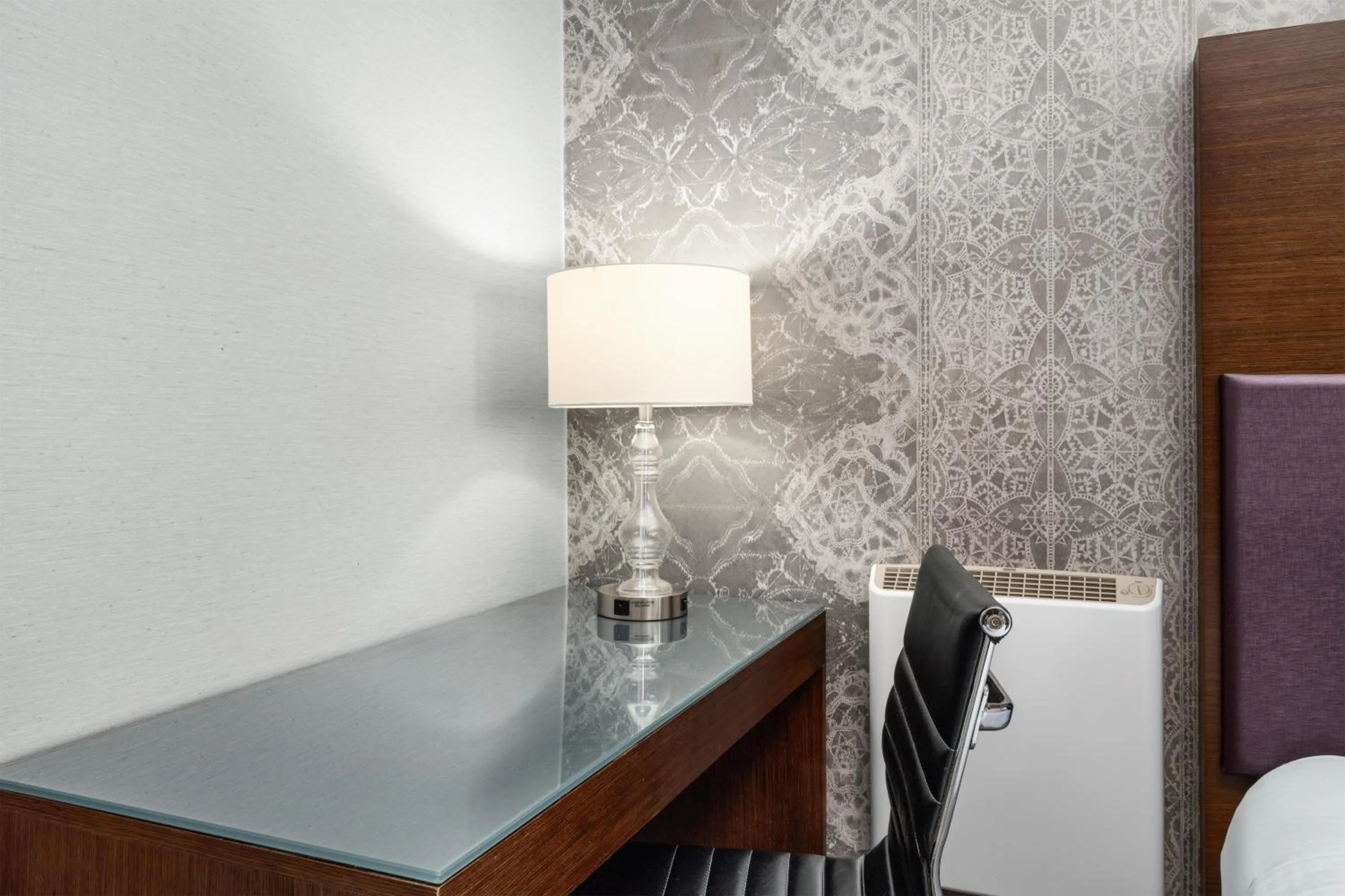 Bedroom in Cartwright Hotel Union Square - BW Premier Collection