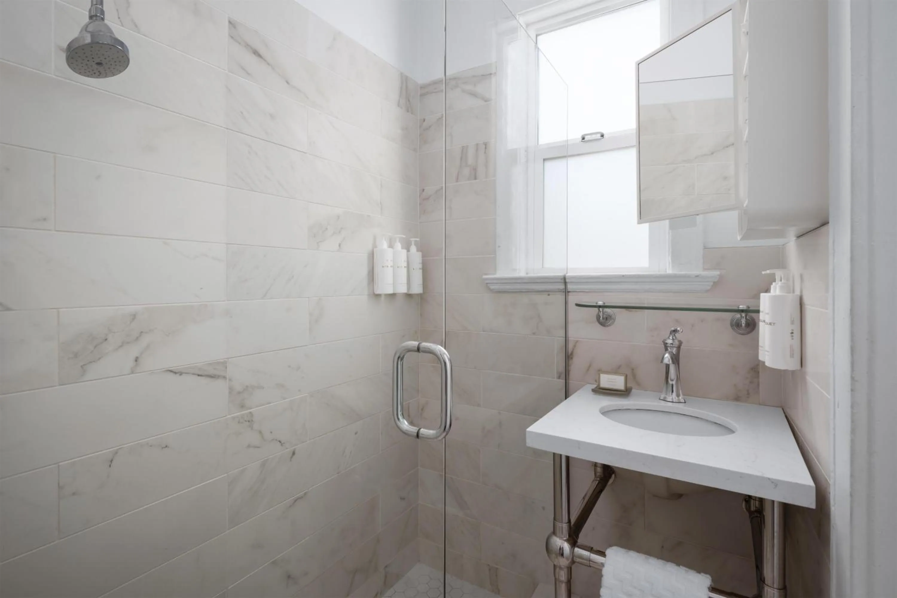 Bathroom in Cartwright Hotel Union Square - BW Premier Collection