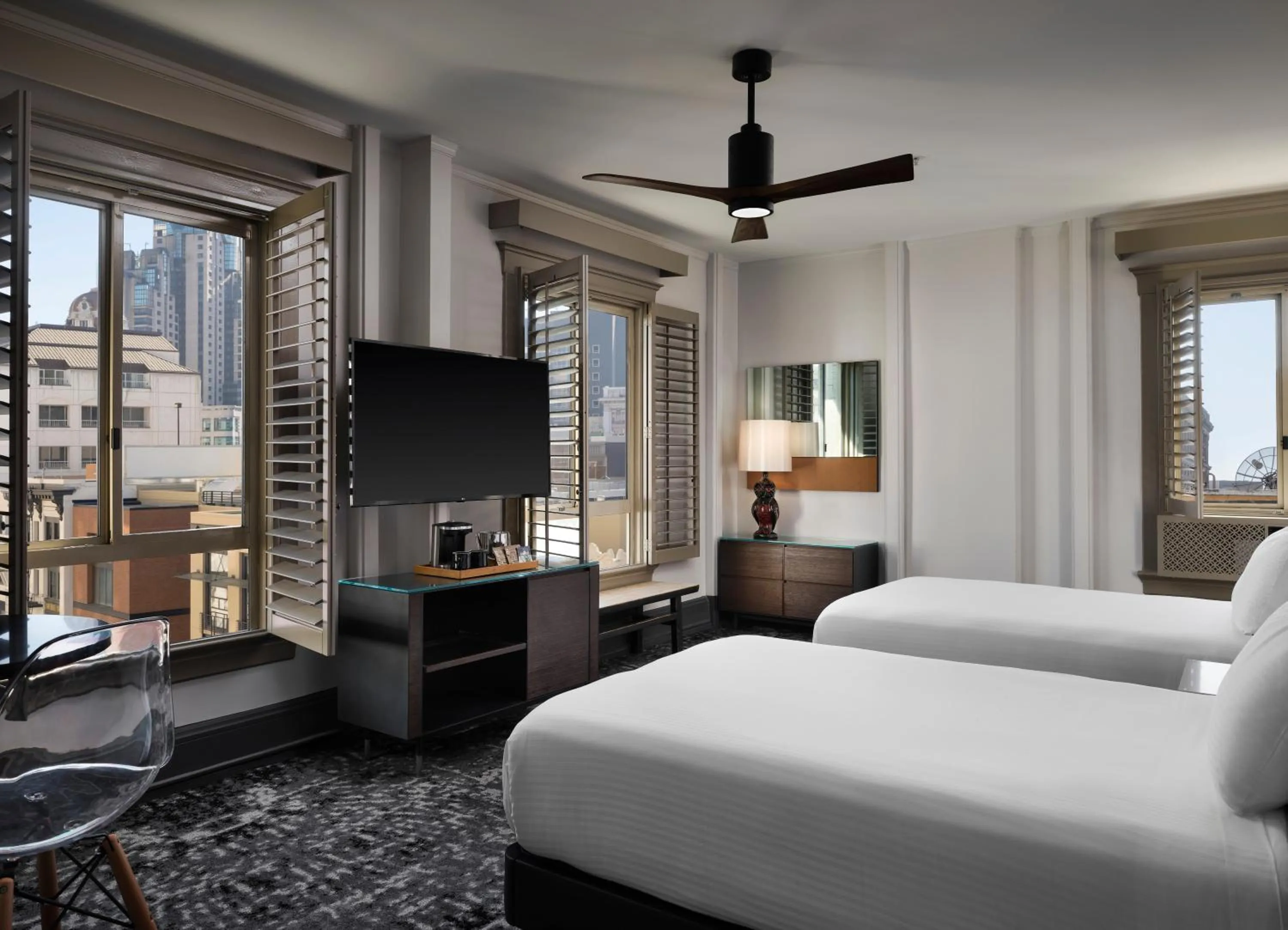 Bedroom, Bed in The Barnes San Francisco, Tapestry Collection by Hilton