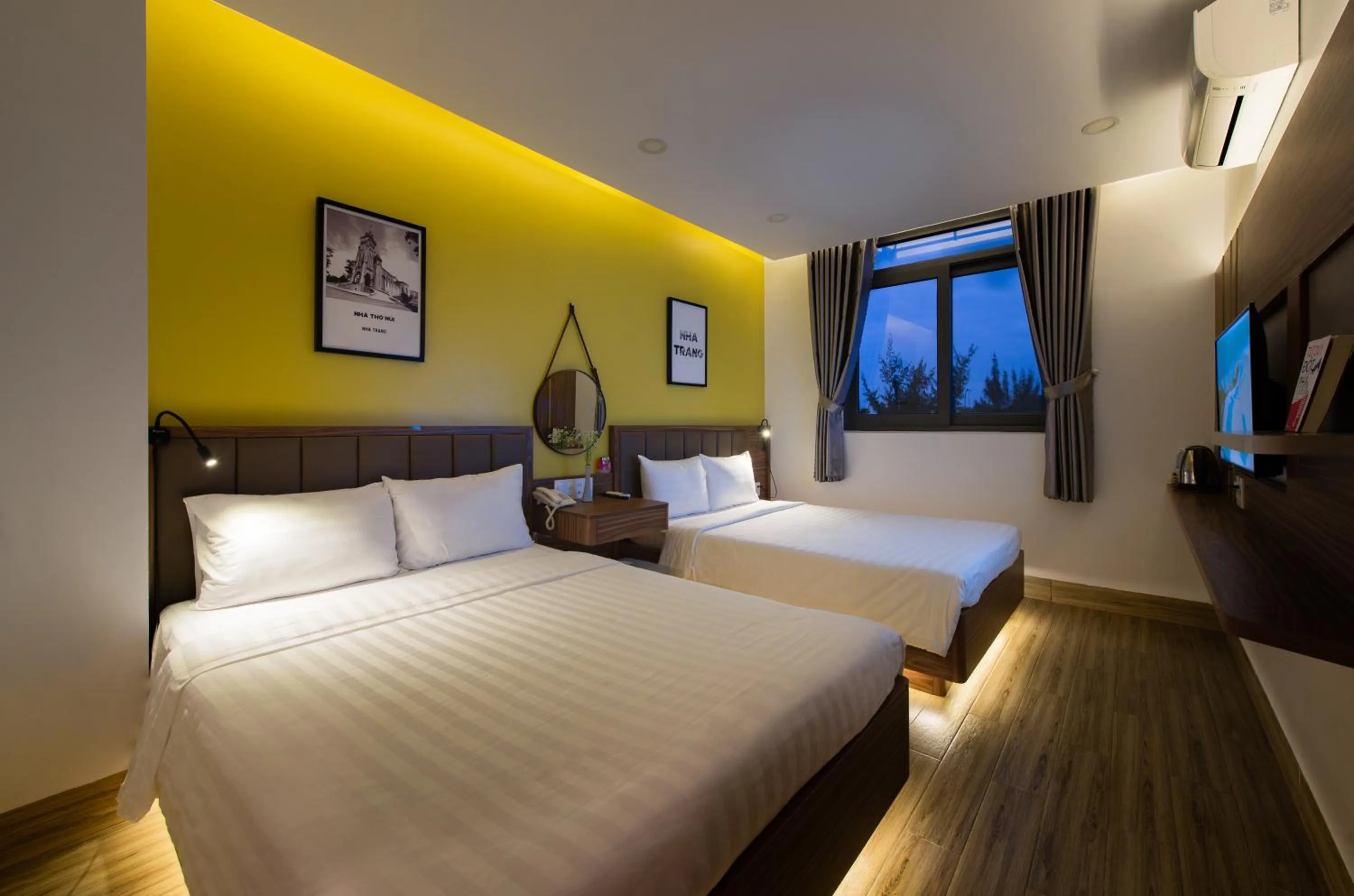 Bedroom, Bed in West Lake Hotel - Near Bai Dai Beach