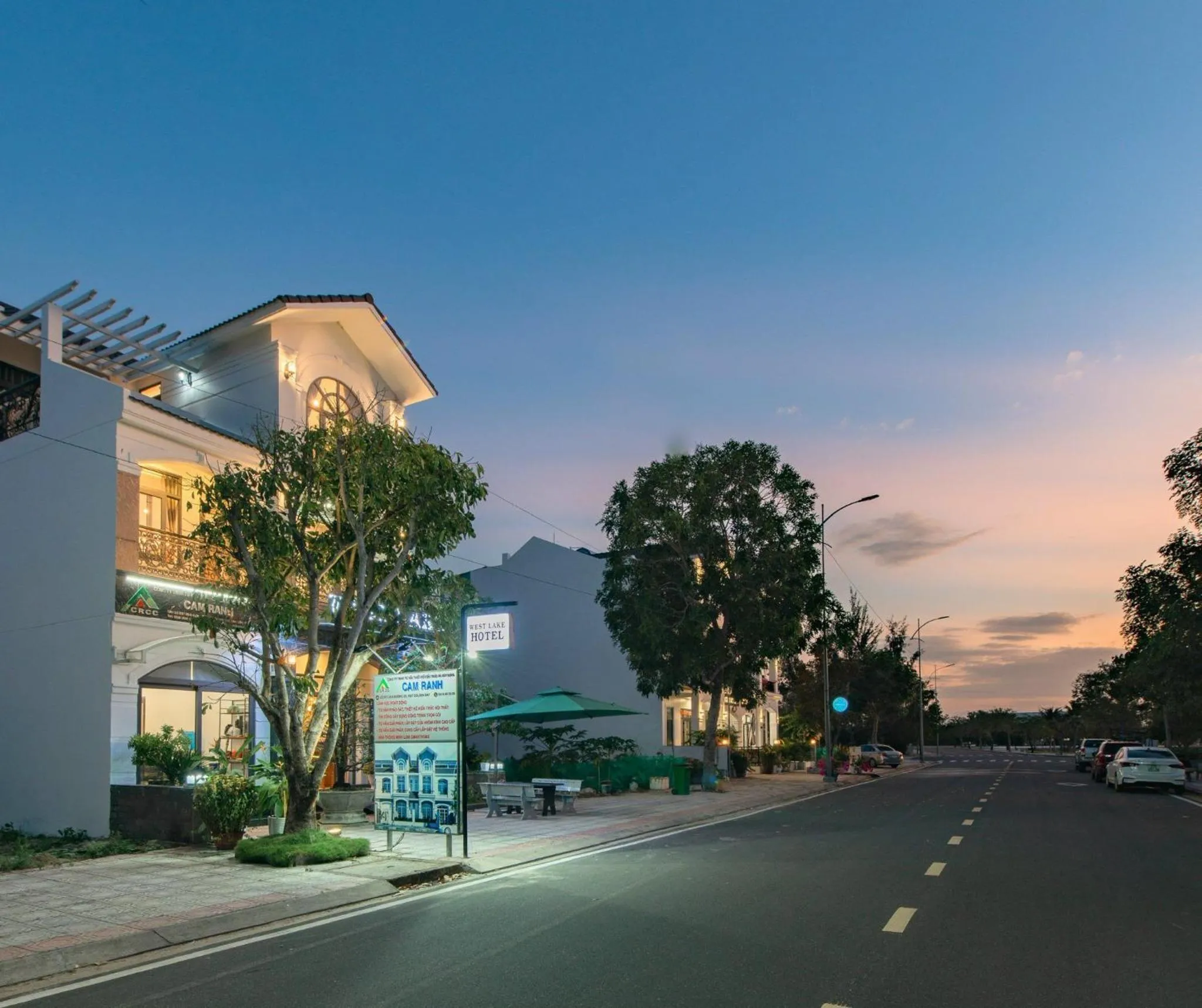 Street view in West Lake Hotel - Near Bai Dai Beach