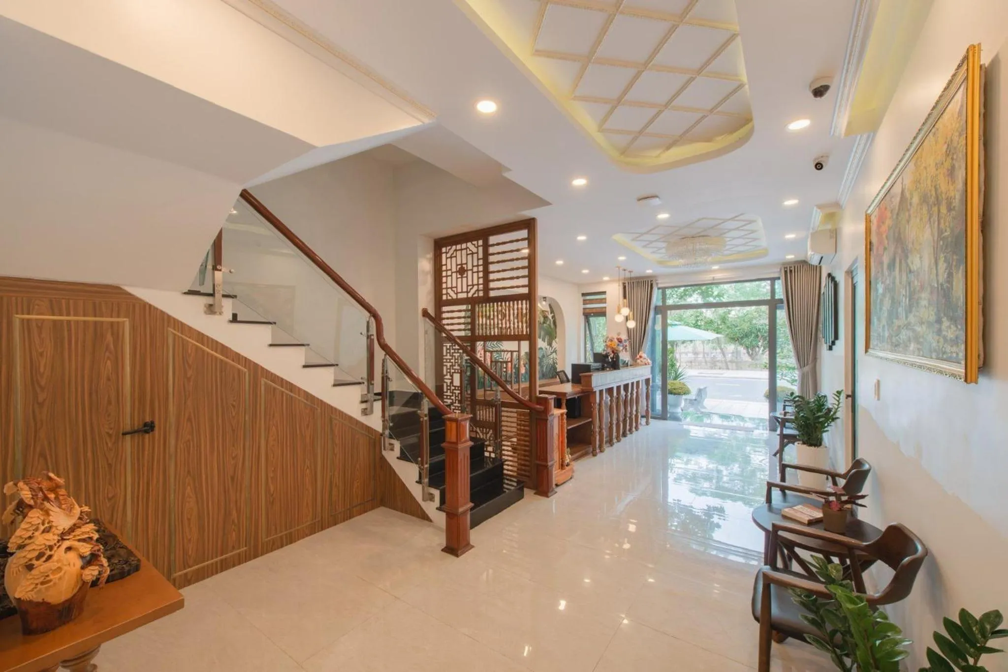 Lobby or reception in West Lake Hotel - Near Bai Dai Beach