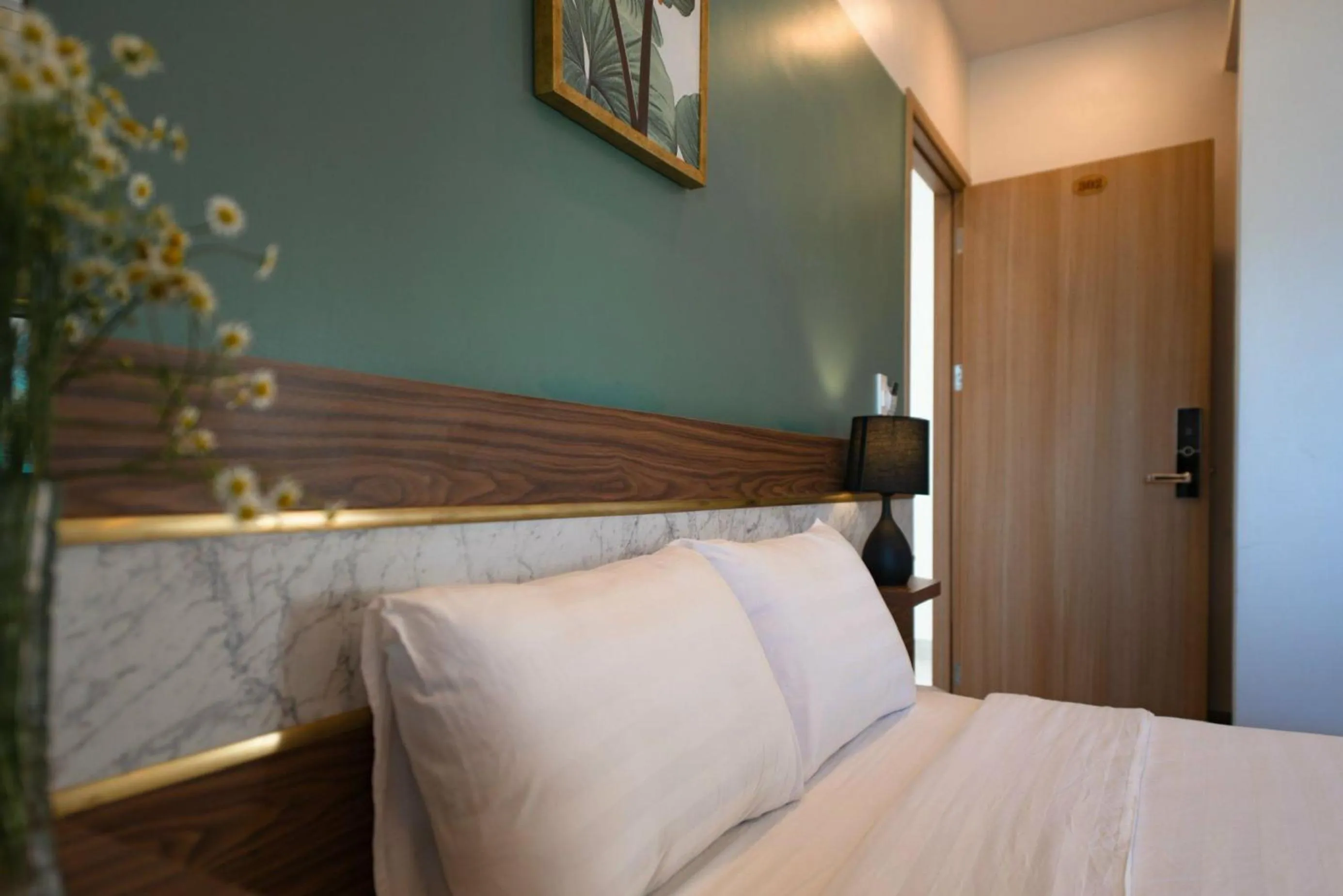 Bed in West Lake Hotel - Near Bai Dai Beach