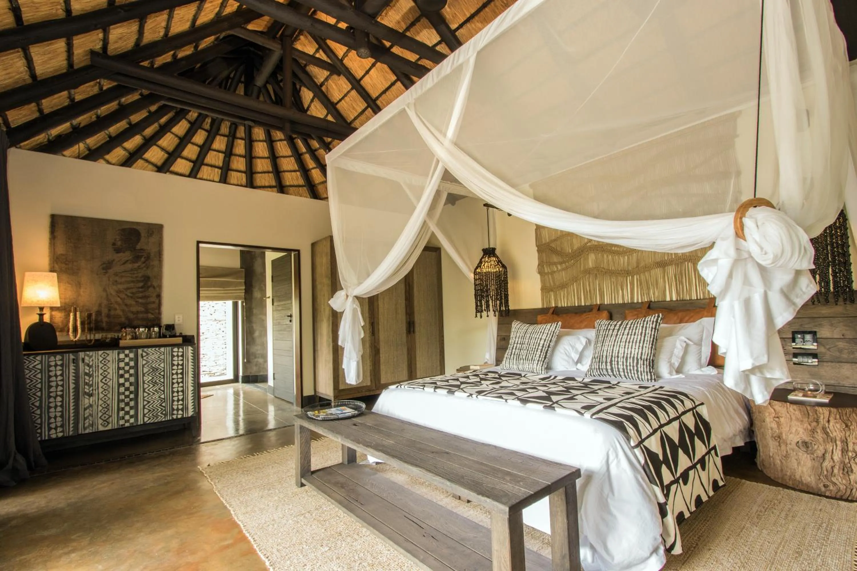 Photo of the whole room, Bed in Abelana River Lodge