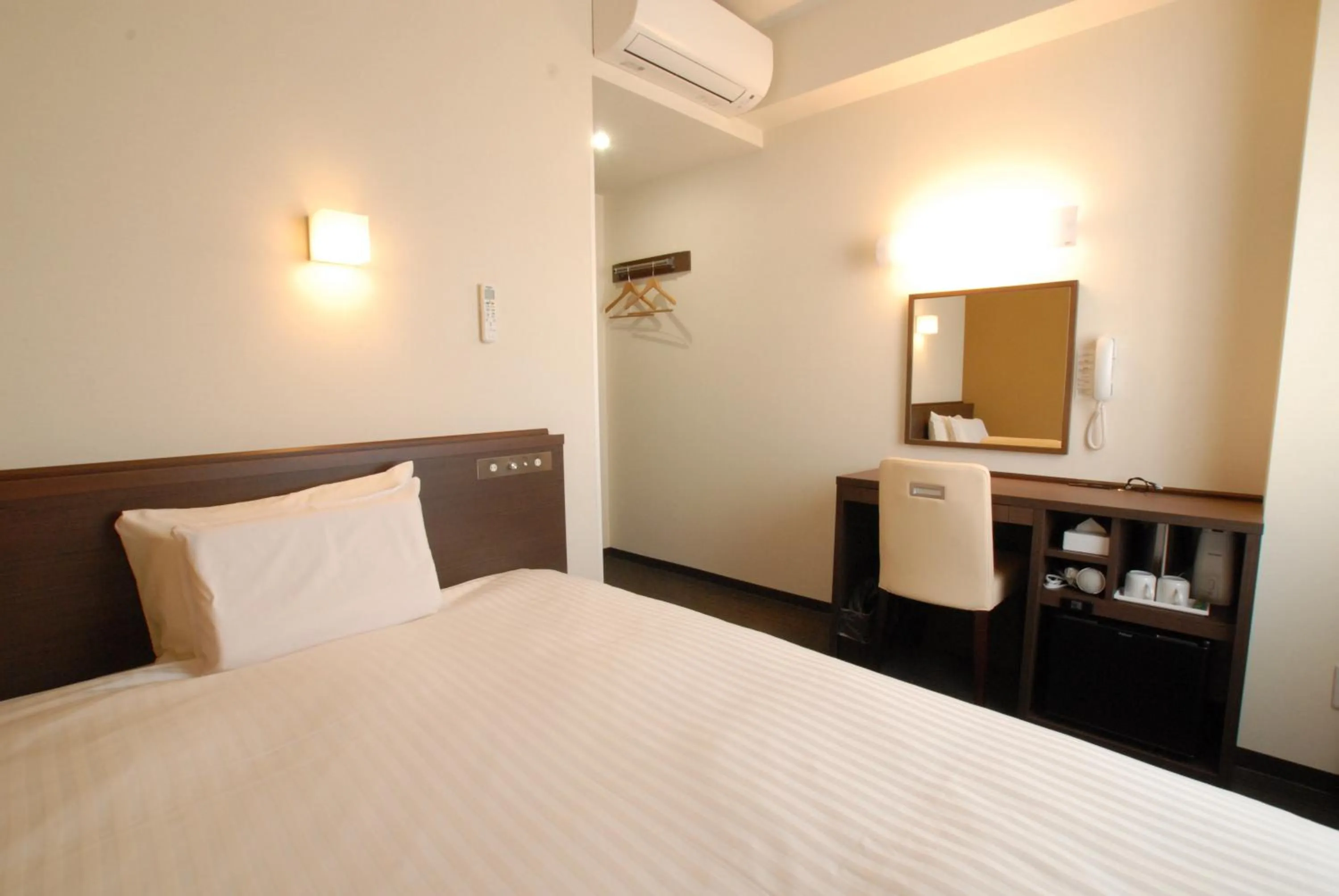 Bed in AB Hotel Toyohashi