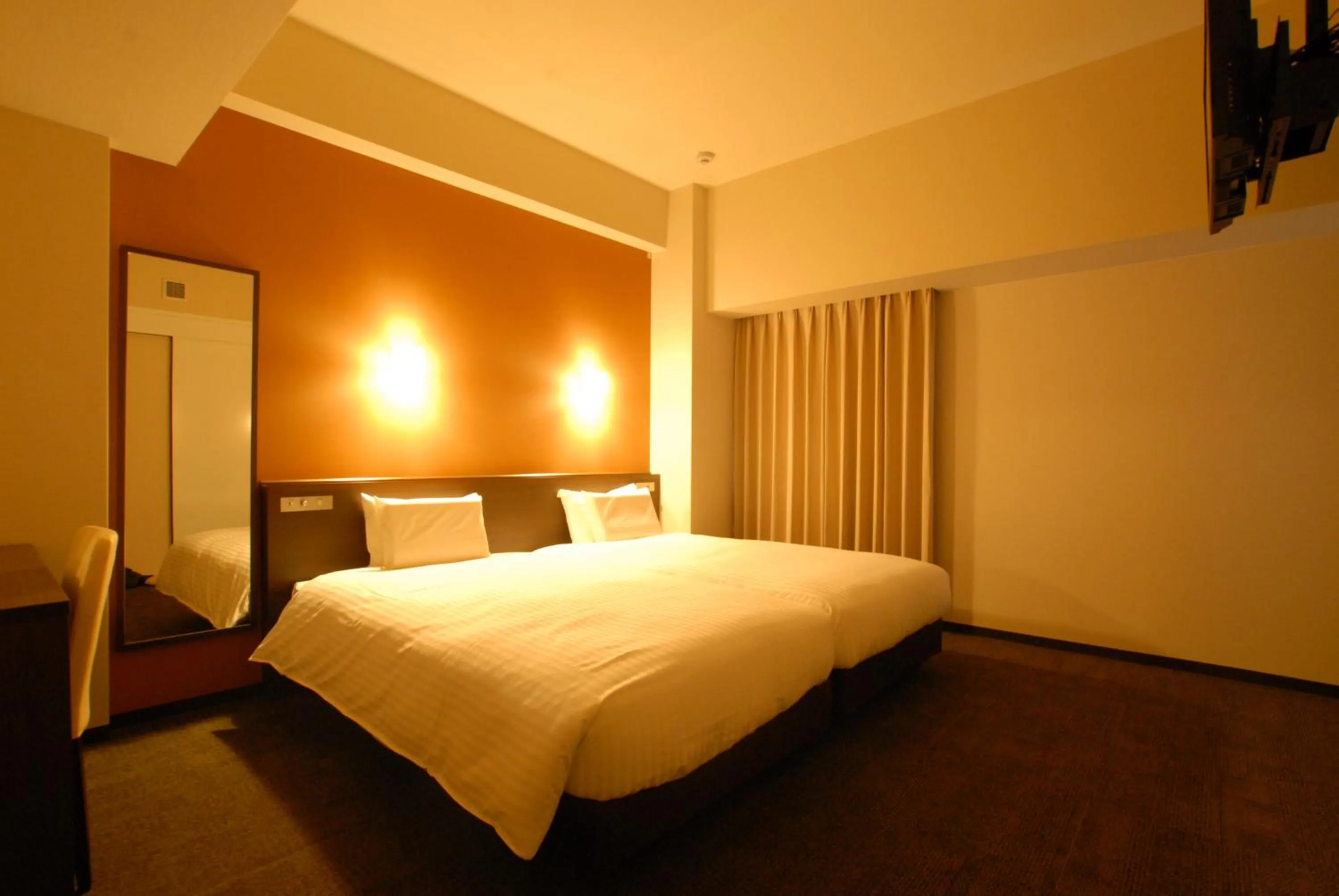 Bed in AB Hotel Toyohashi