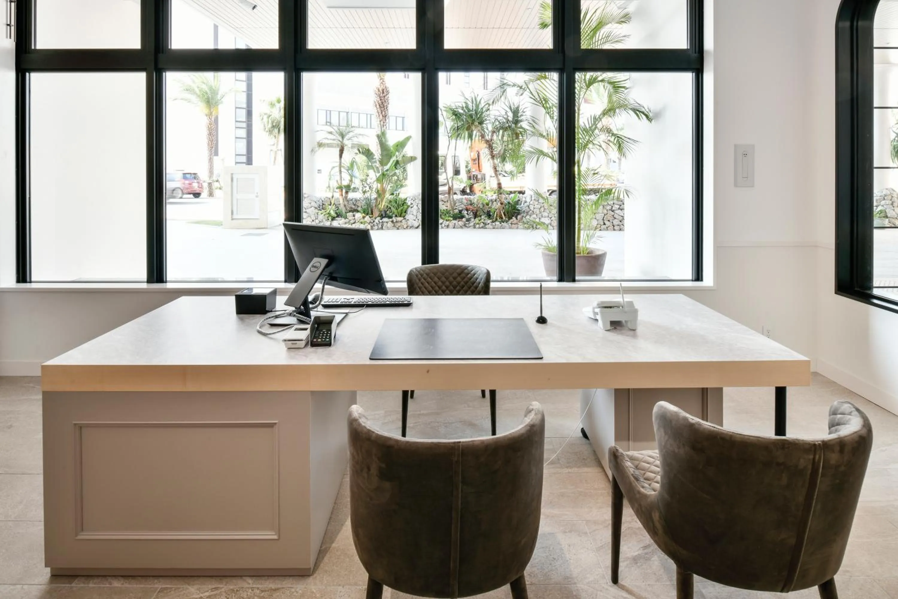 Lobby or reception in Lequ Okinawa Chatan Spa ＆ Resort