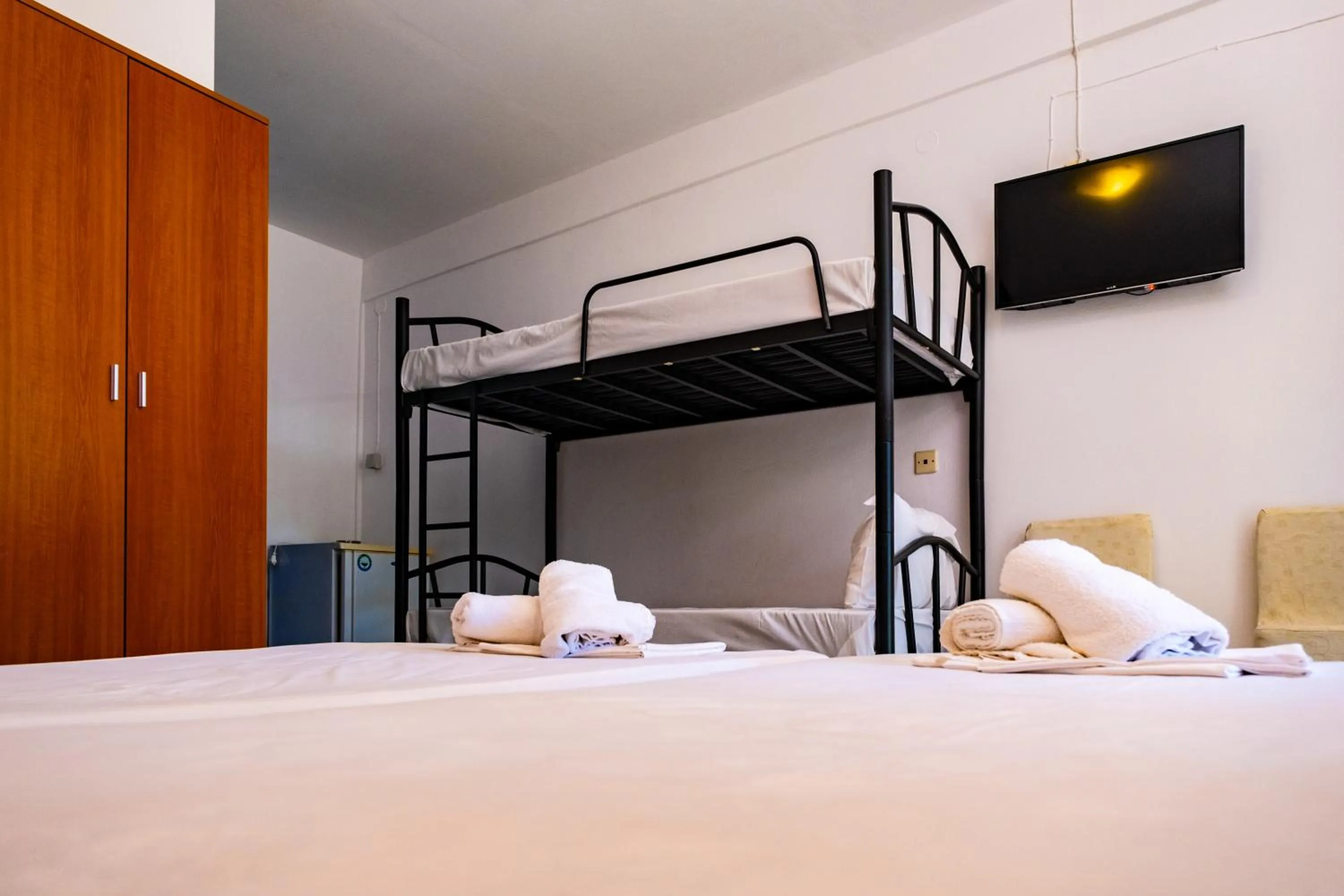 bunk bed, Bed in Tsamadanis Hotel & Bungalows Friends Family