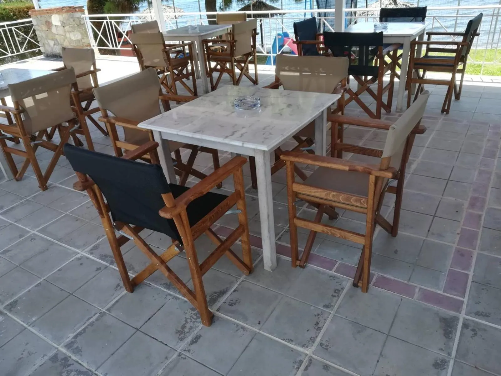 Lounge or bar in Tsamadanis Hotel & Bungalows Friends Family