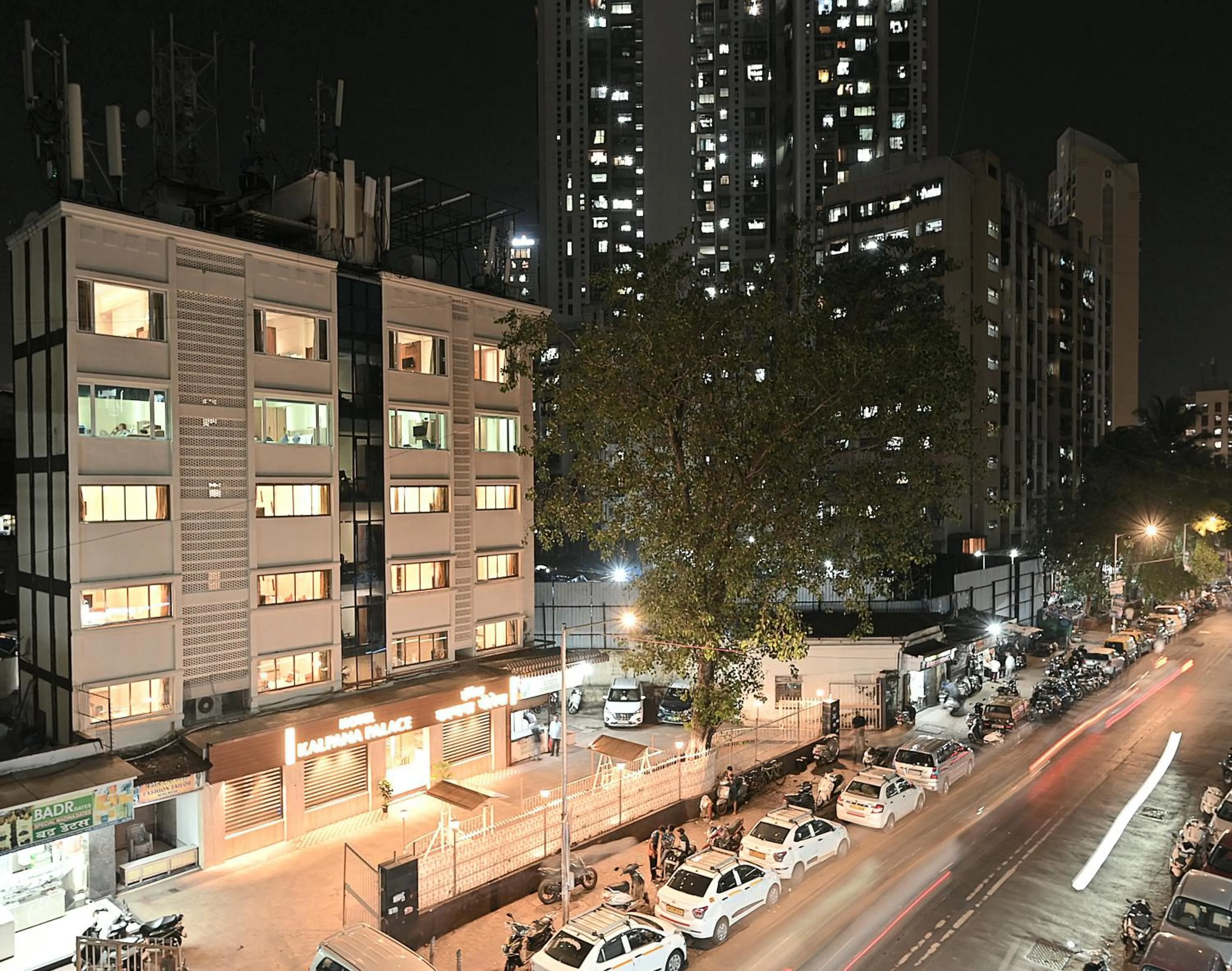 Property building in Hotel Kalpana Palace, Mumbai