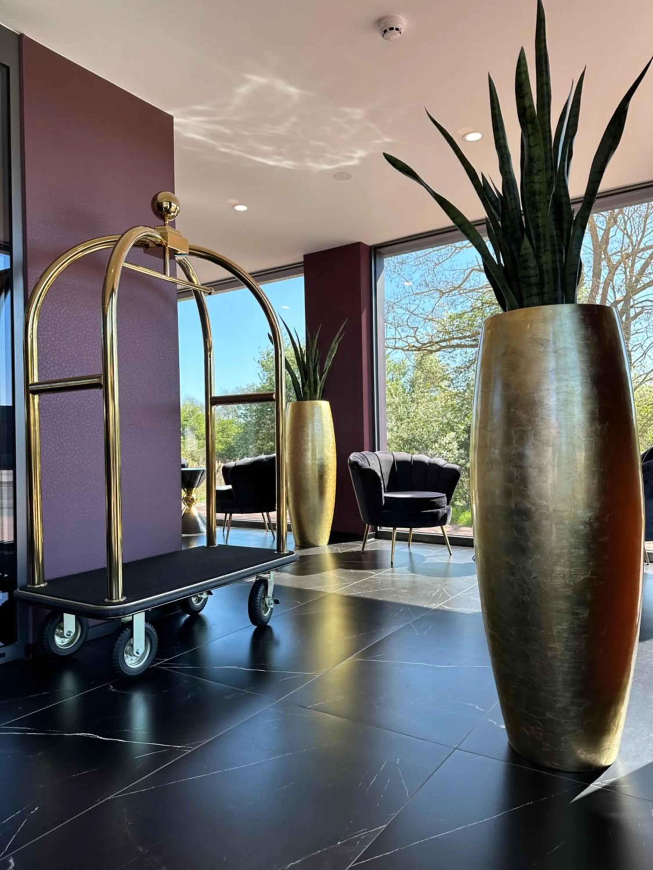 Lobby or reception in Primetime Hotel