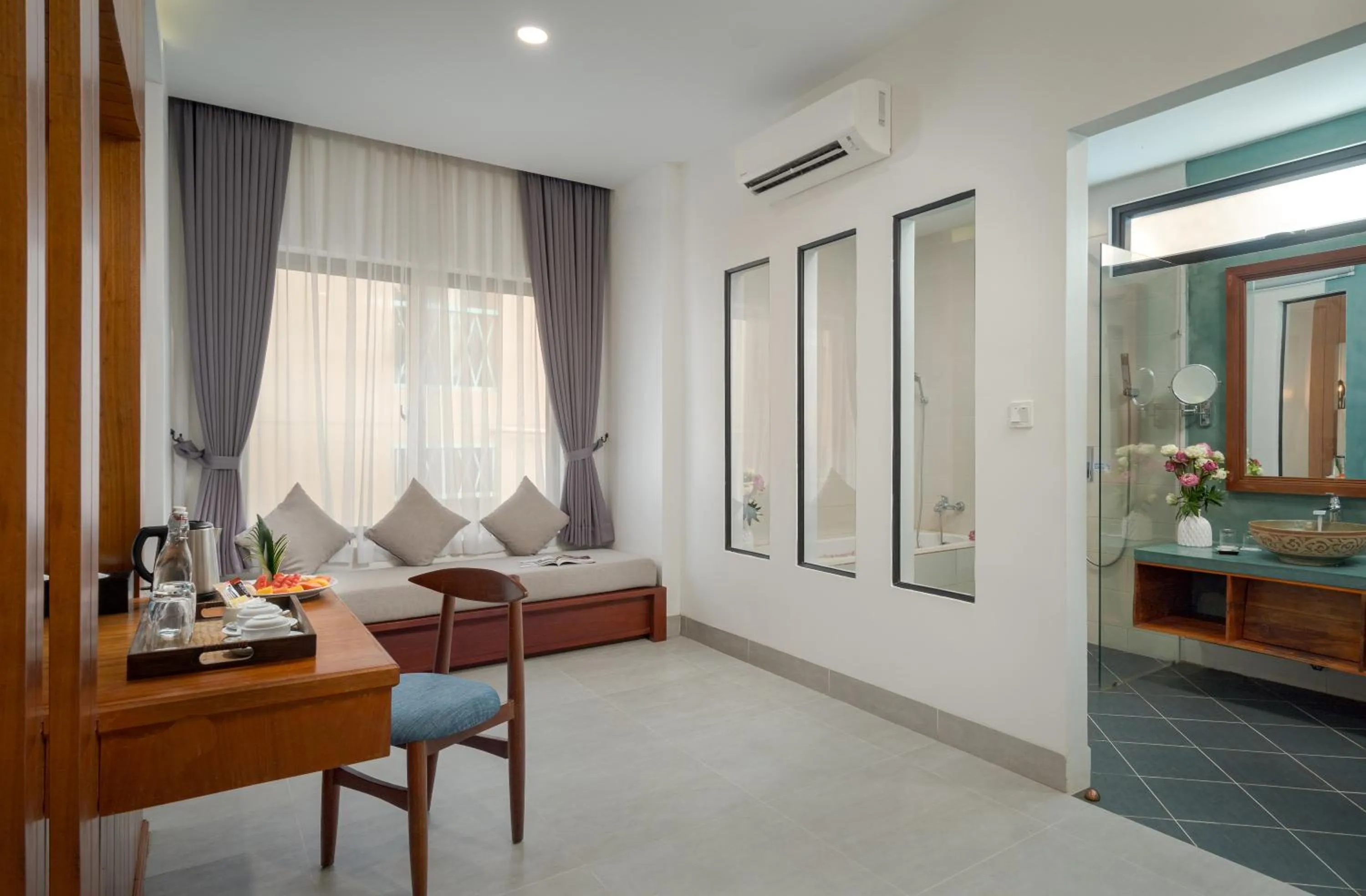 Seating area in Angkor Aurora