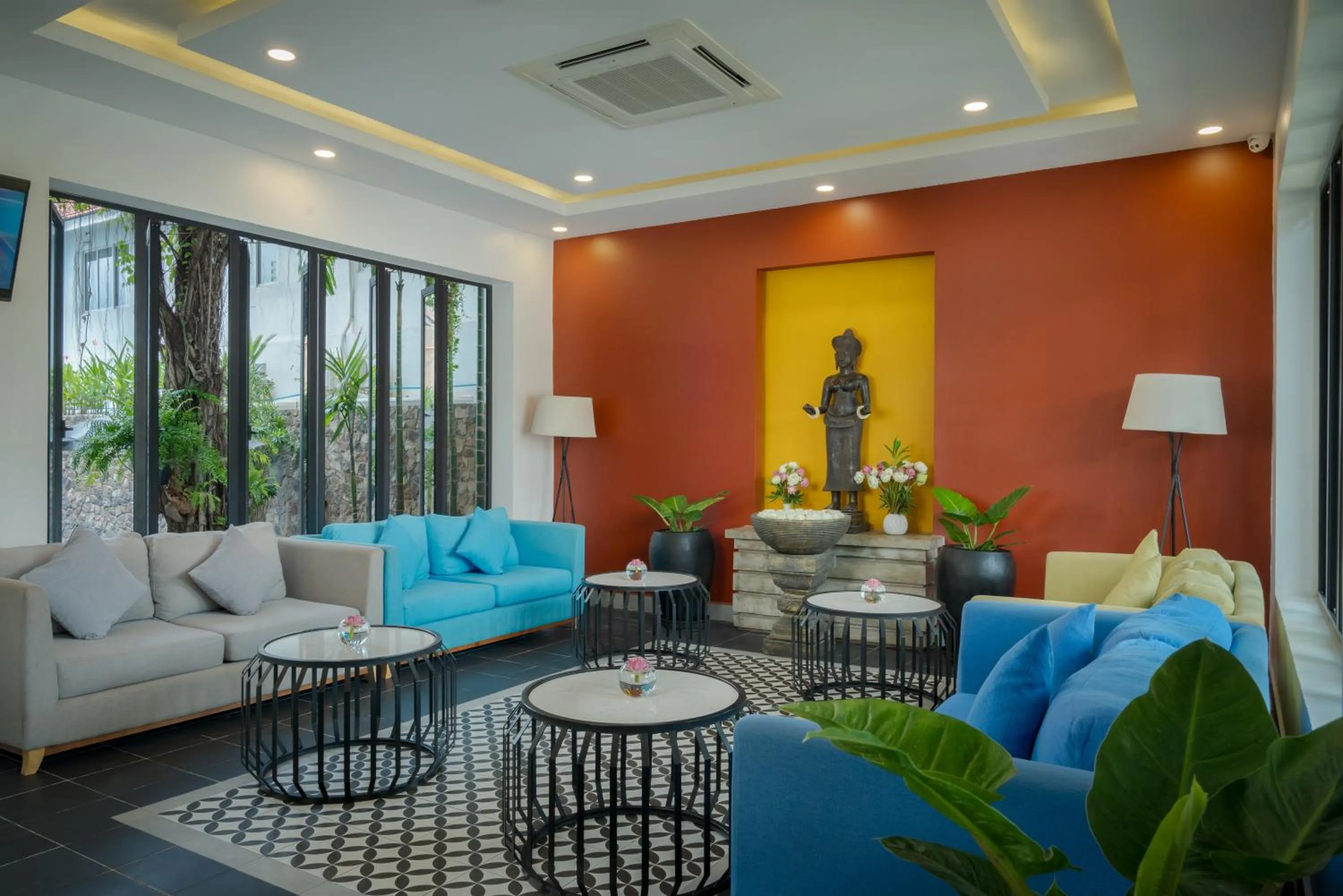 Lobby or reception in Angkor Aurora