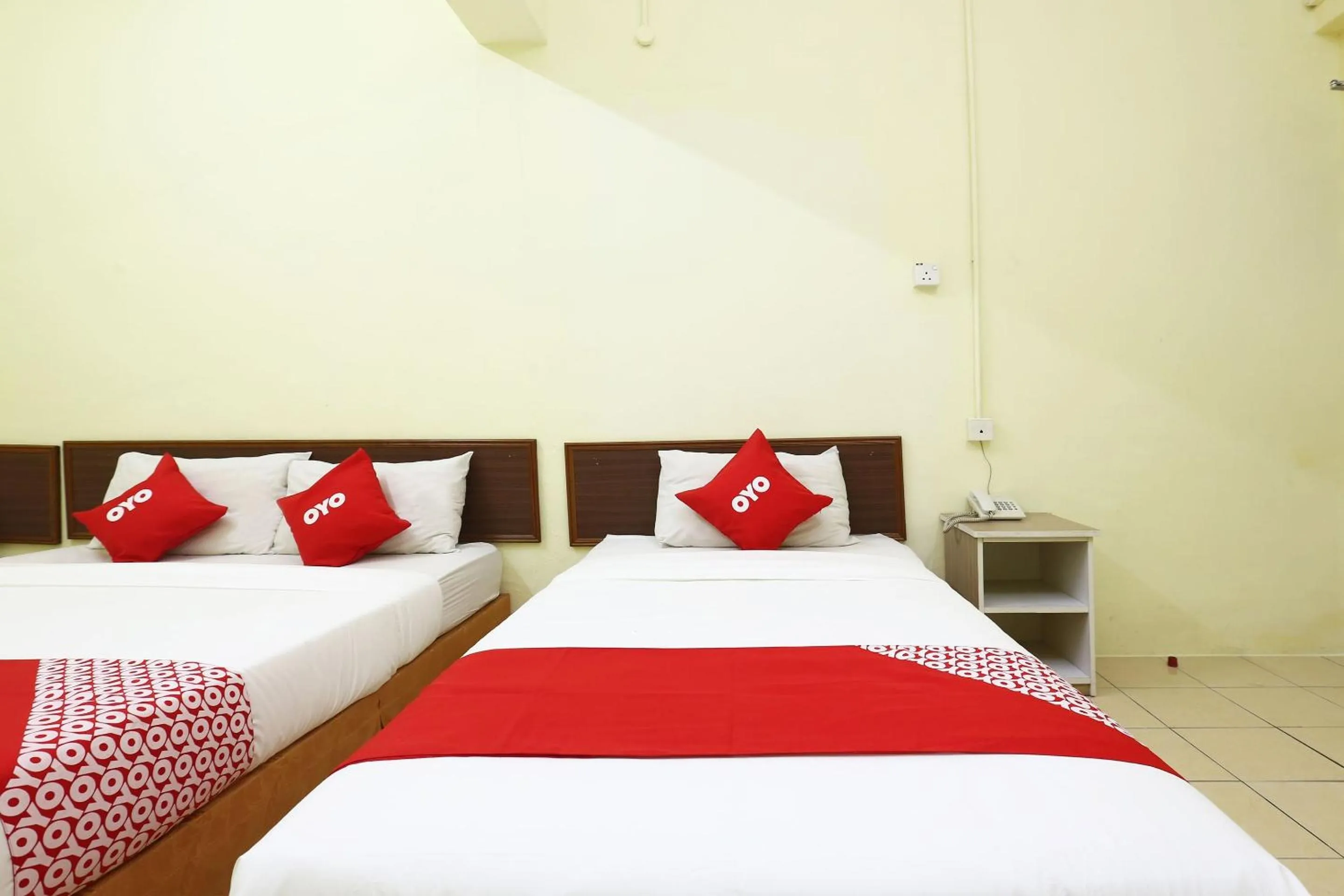 Bedroom in Hotel O Harmoni Hotel