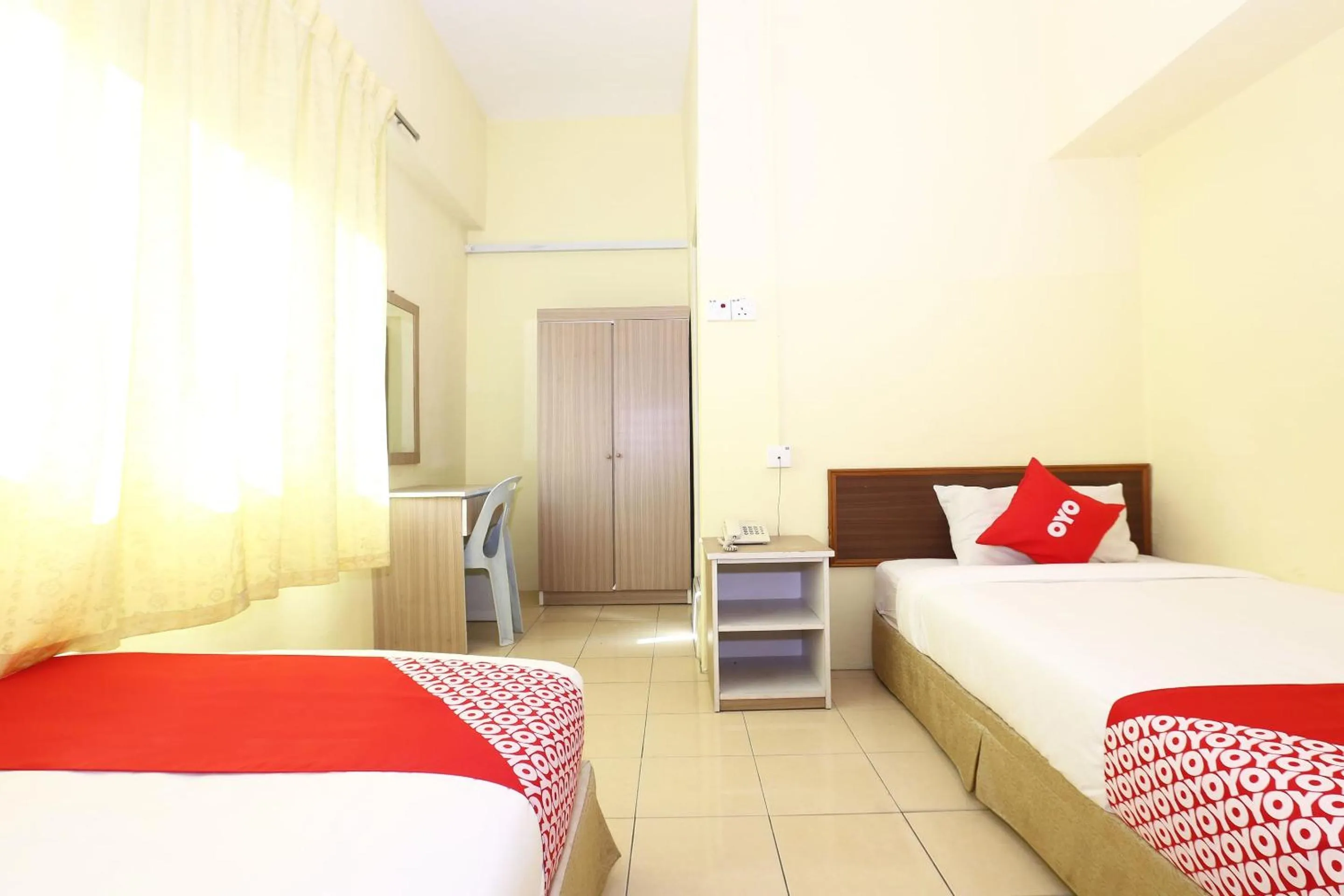 Bedroom in Hotel O Harmoni Hotel