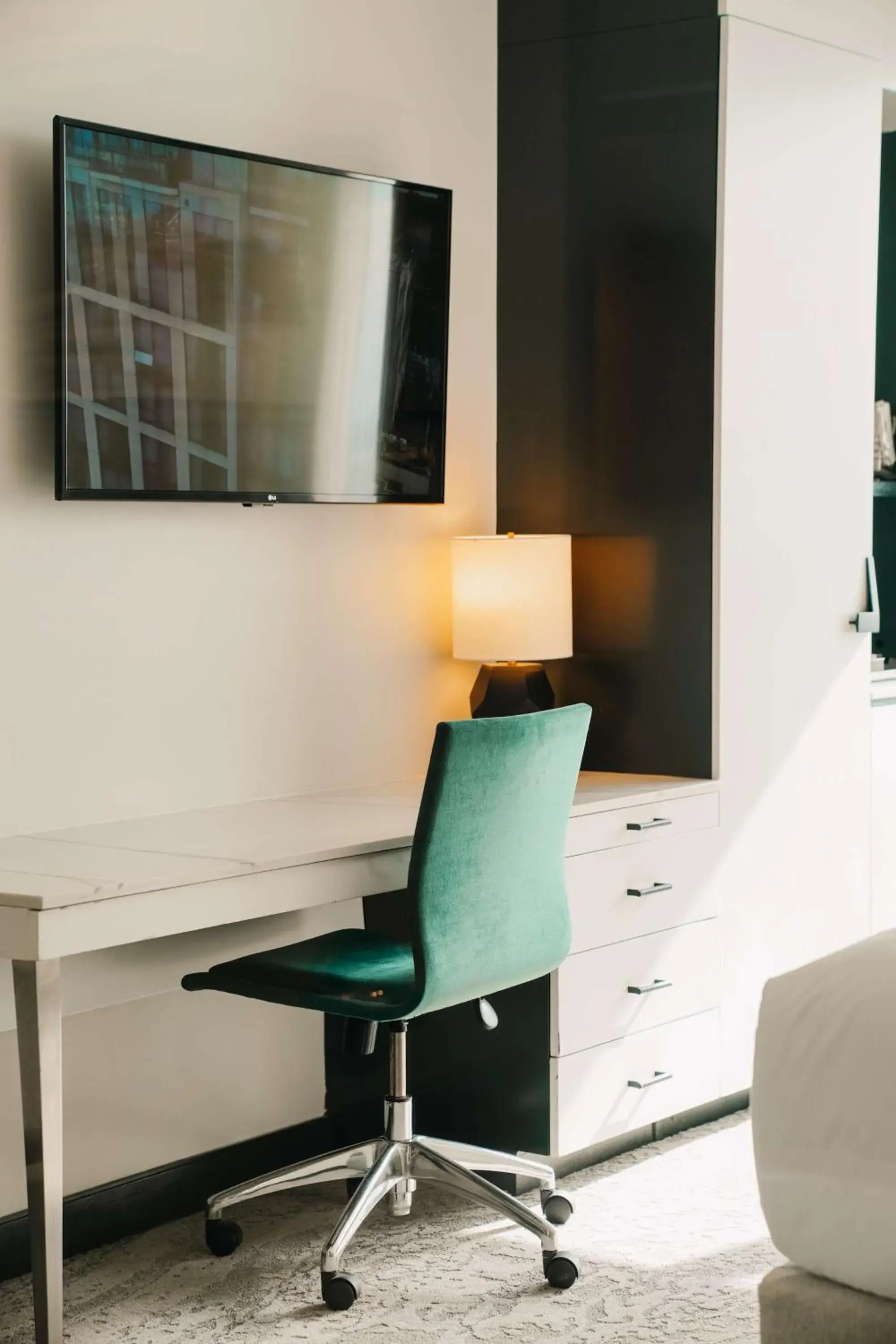 Deluxe Queen Room with Two Queen Beds in Hotel 1000, LXR Hotels & Resorts Deluxe Queen Room with Two Queen Beds in Hotel 1000, LXR Hotels & Resorts