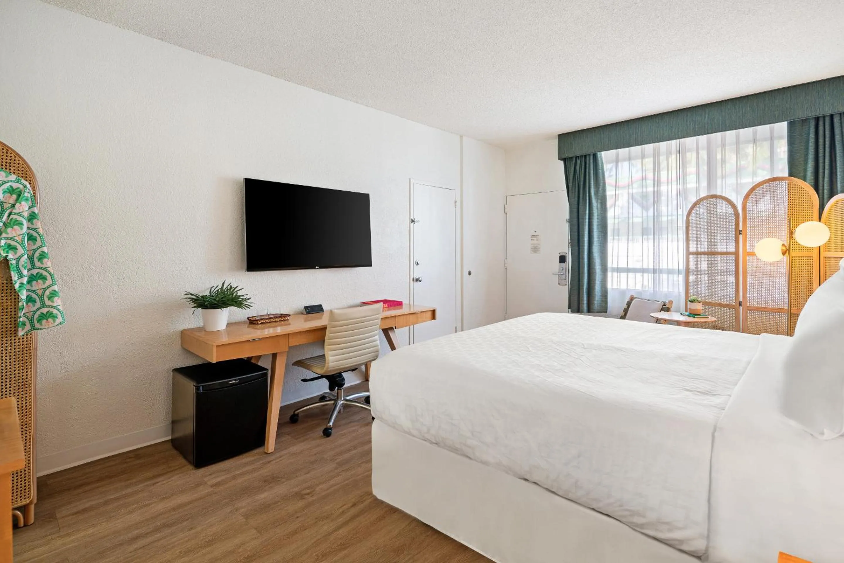 Bedroom, Bed in Palm Tree Club Miami