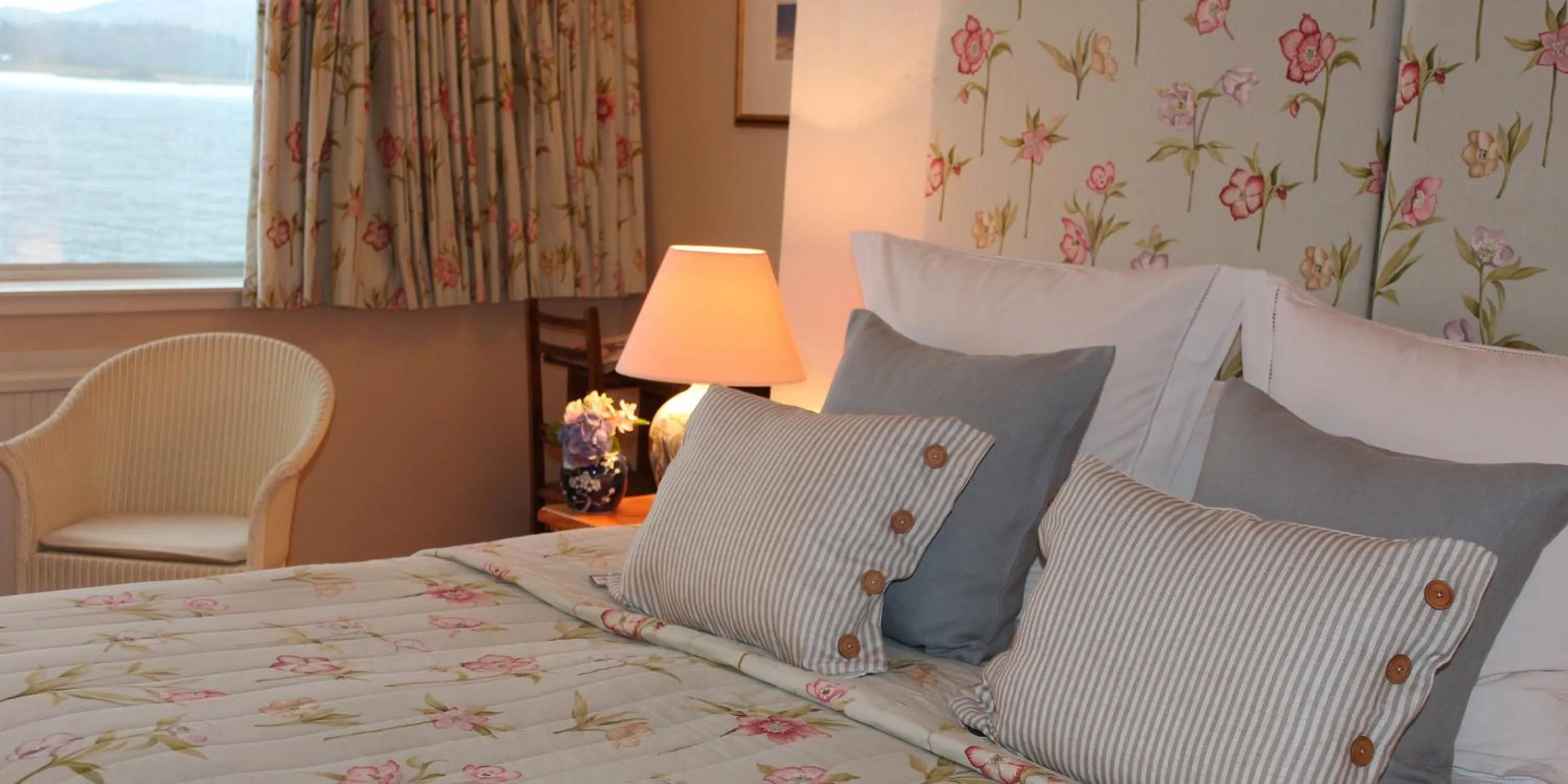 Day, Bed in Crinan Hotel