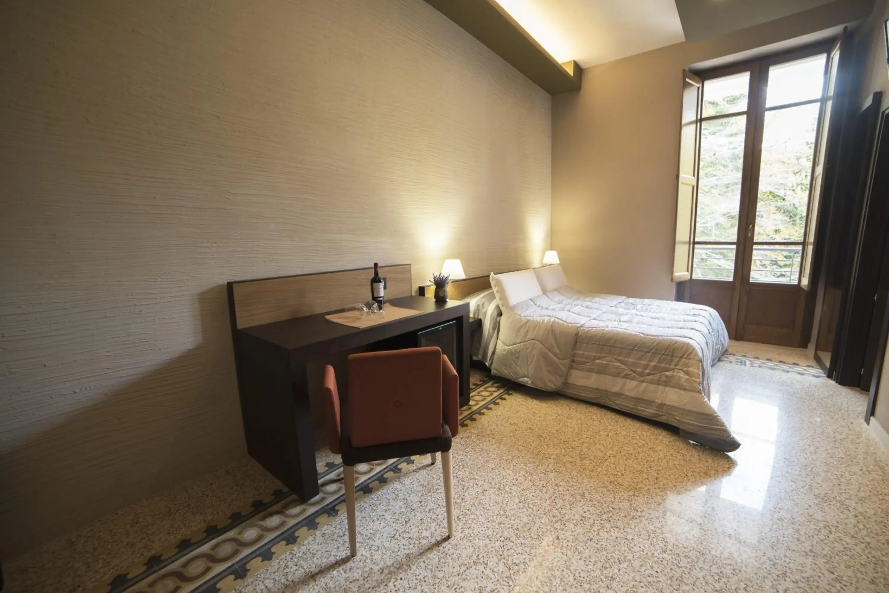 Junior Suite with Balcony in Elda Hotel Junior Suite with Balcony in Elda Hotel