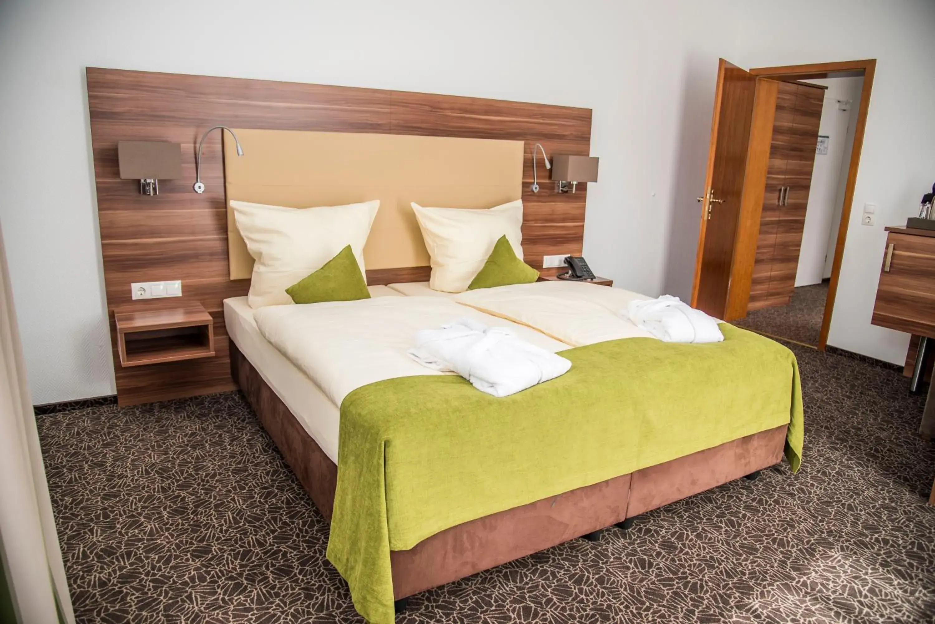 Deluxe Double Room with Balcony - single occupancy in Hotel Villa Elsa Deluxe Double Room with Balcony - single occupancy in Hotel Villa Elsa