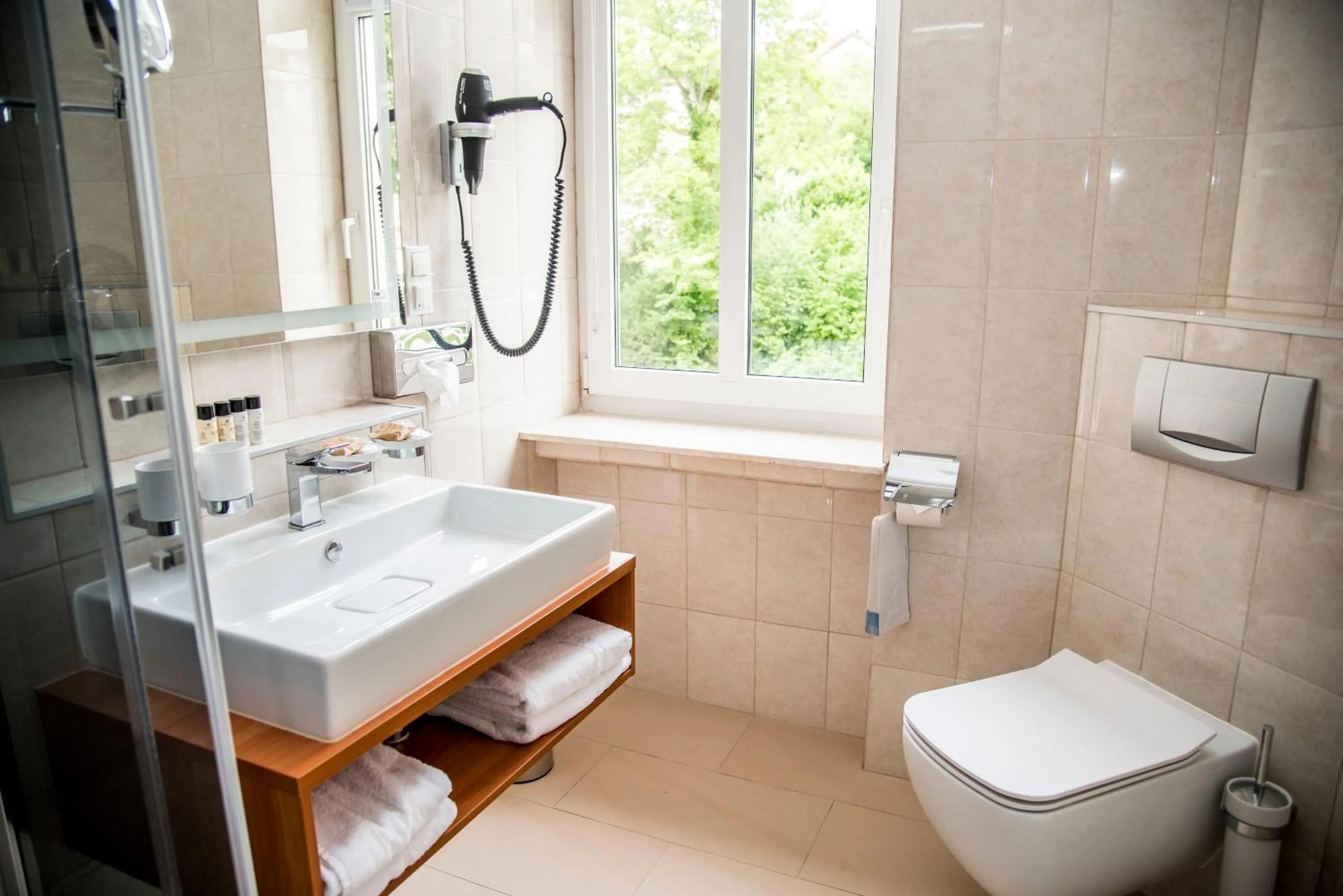 Bathroom in Hotel Villa Elsa